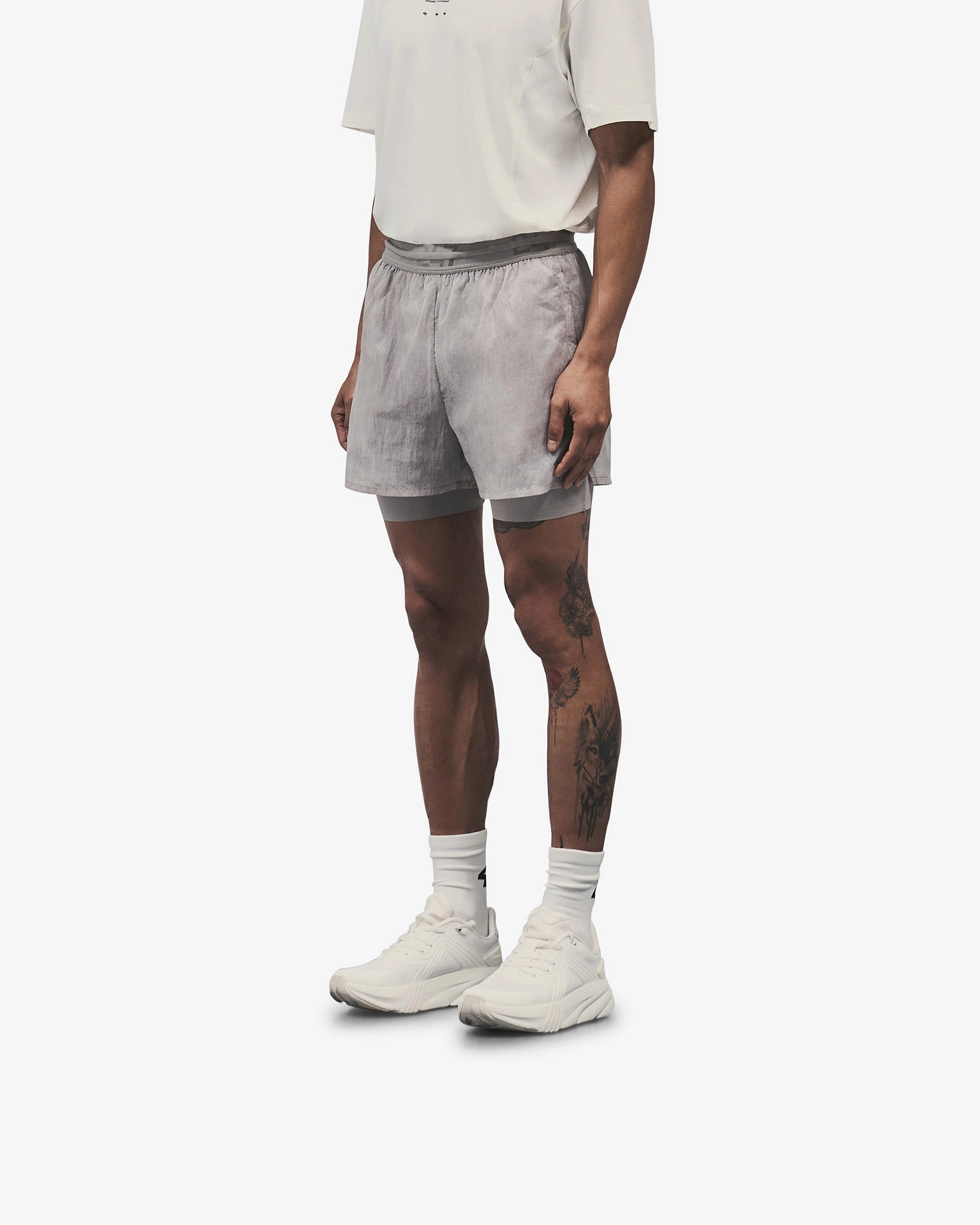 Relaxed Motion 247 Trail Shorts - Chalk