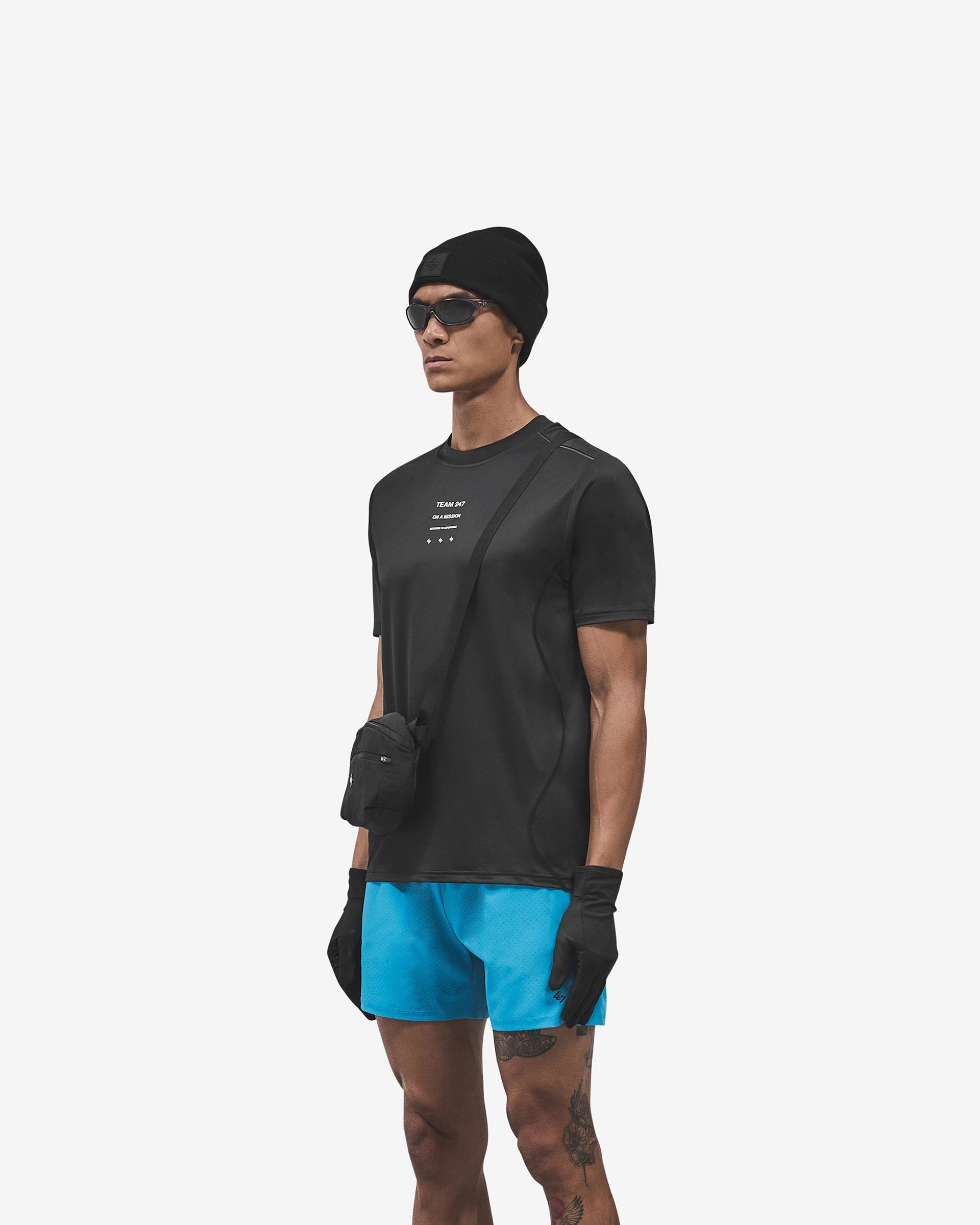 Comfy Movement Timeless and Chic 247 Trail T-Shirt - Black