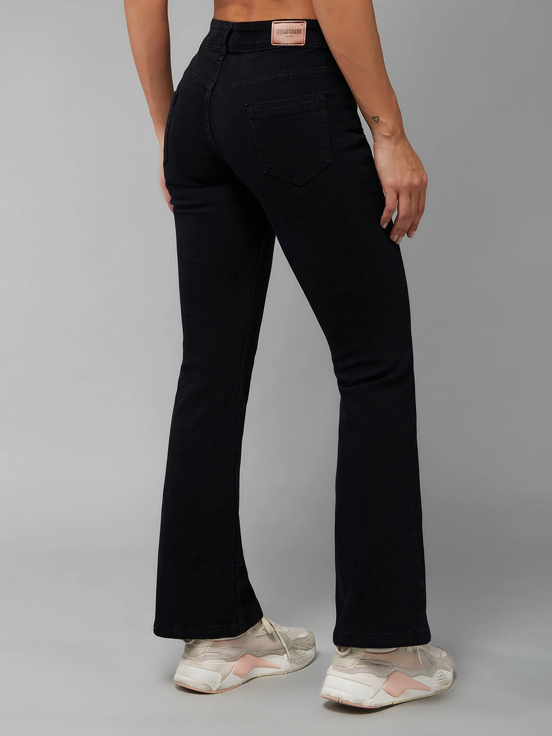 Layer Ready 24/7 Comfort Black Bell-Bottom Semi-Bootcut Mid-Rise Stretchable Denim Jeans