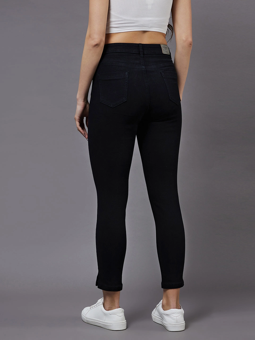 Smooth Lightweight Weekend Uniform 24/7 Comfort Black Skinny High-Rise Clean-Look Cropped Stretchable Denim Jeans