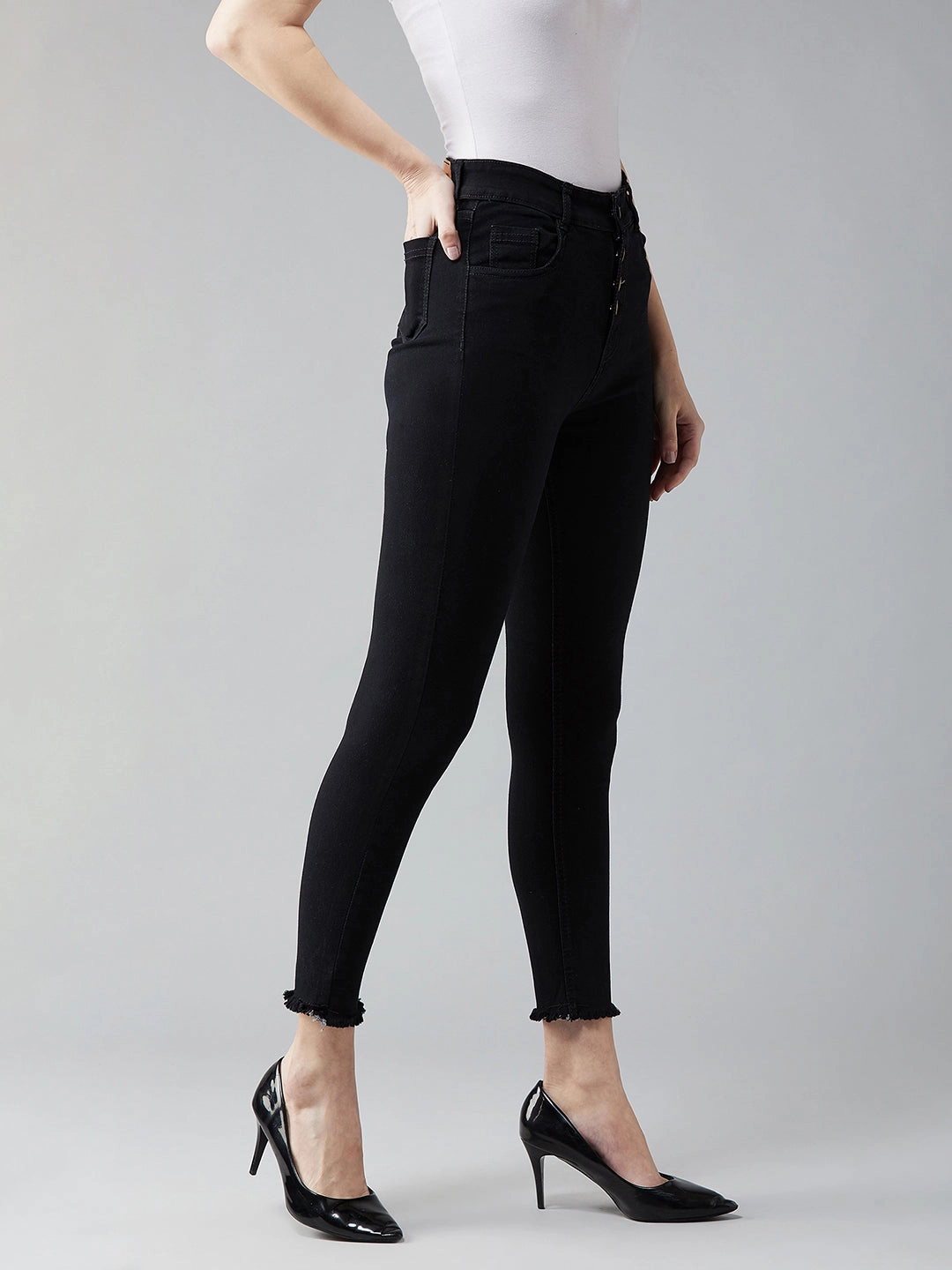 Comfortable Waist 24/7 Comfort Black Skinny High-Rise Cropped Fringed Hemline Stretchable Denim Jeans