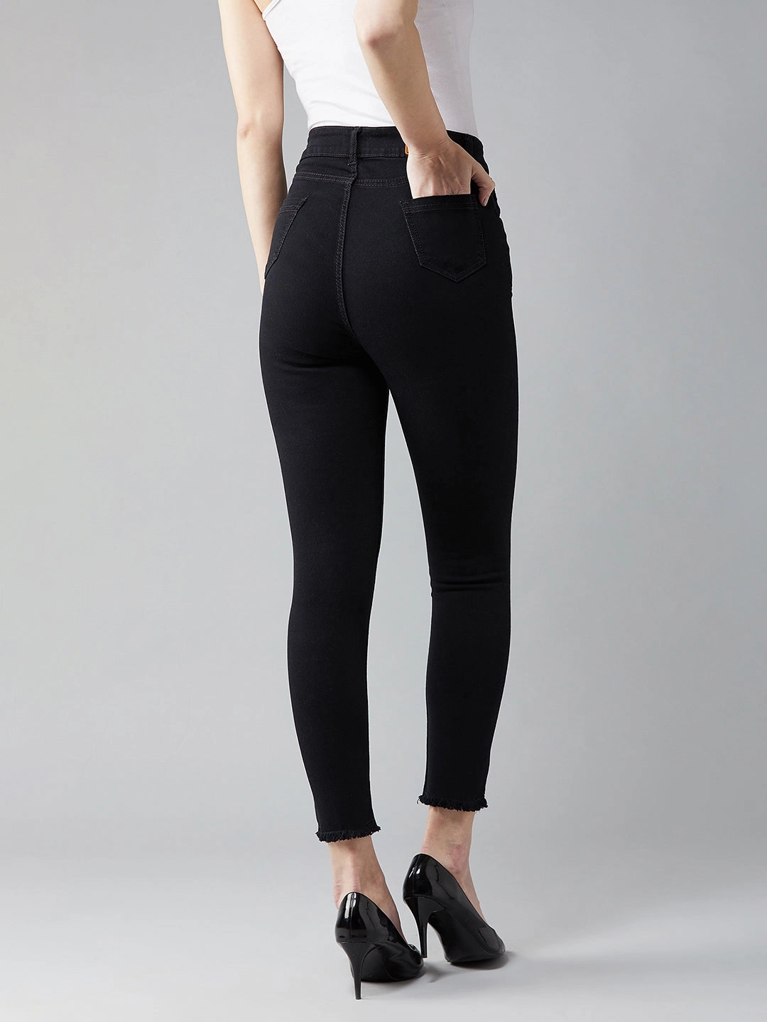 Cool Texture 24/7 Comfort Black Skinny High-Rise Cropped Fringed Hemline Stretchable Denim Jeans