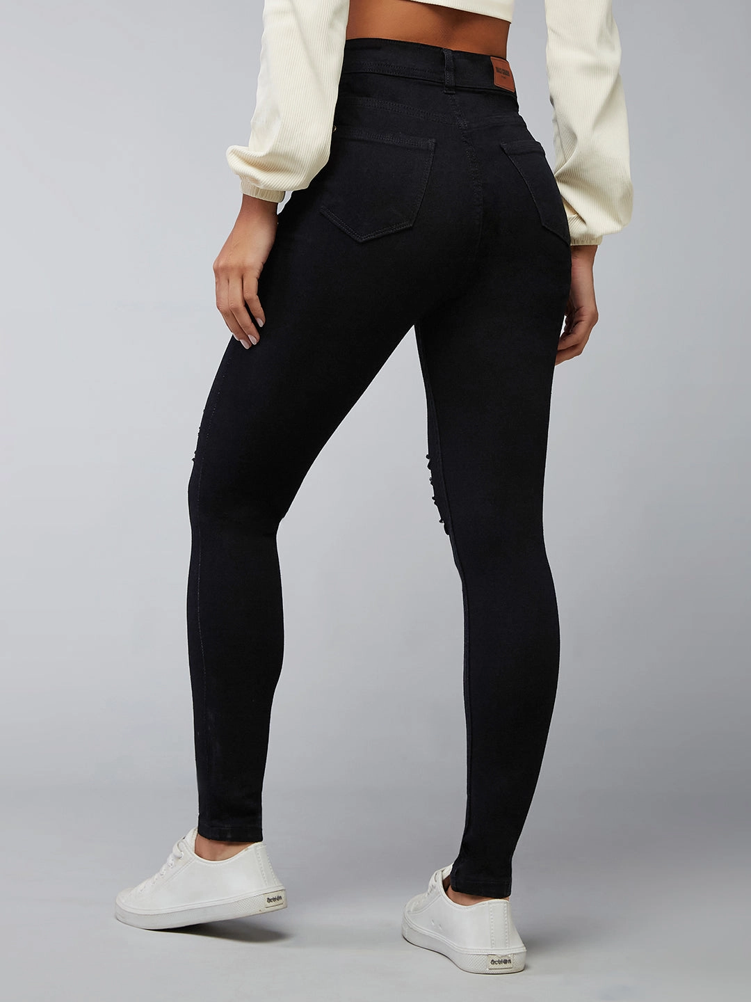 Cropped length 24/7 Comfort Black Slim-Fit High-Rise Mild Distressed Ripped Stretchable Denim Jeans