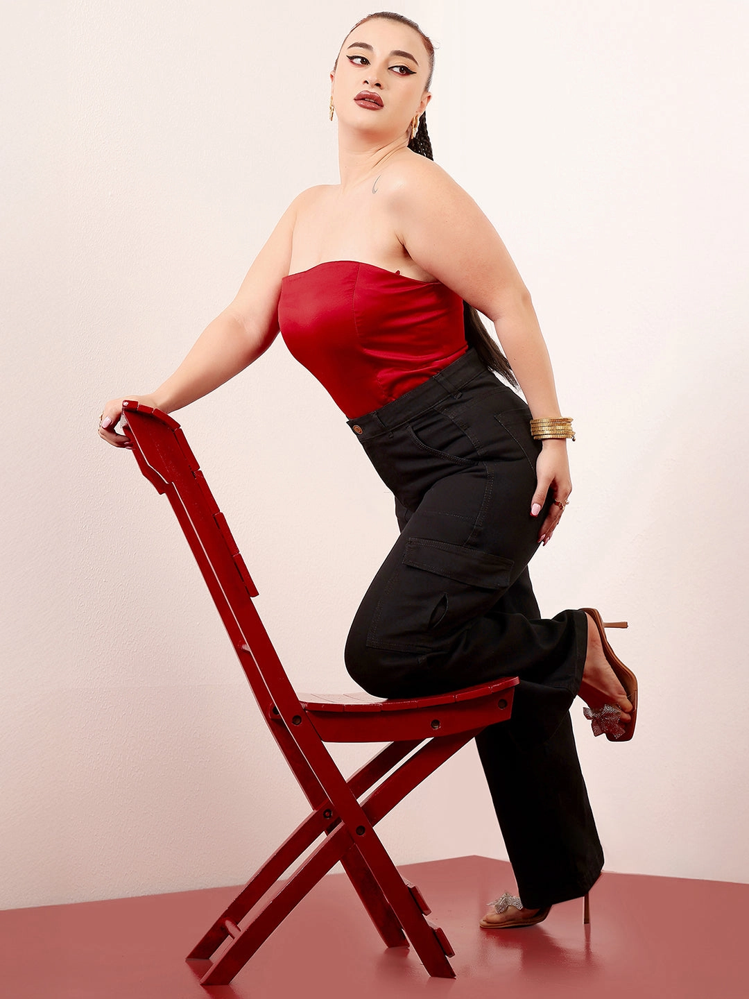 Cool Outfit 24/7 Comfort Black Wide-Leg High-Rise Clean-Look Stretchable Denim Cargo Jeans