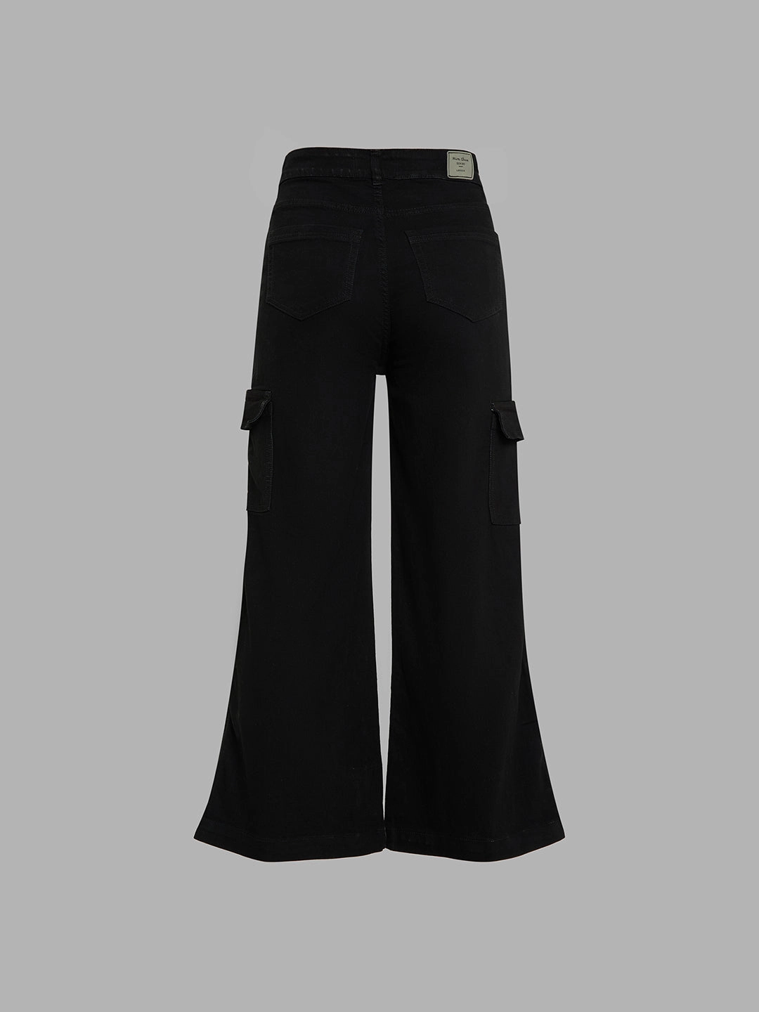 24/7 Comfort Black Wide-Leg High-Rise Stretchable Denim Cargo Jeans Modern Outfit Fashion Must-Have