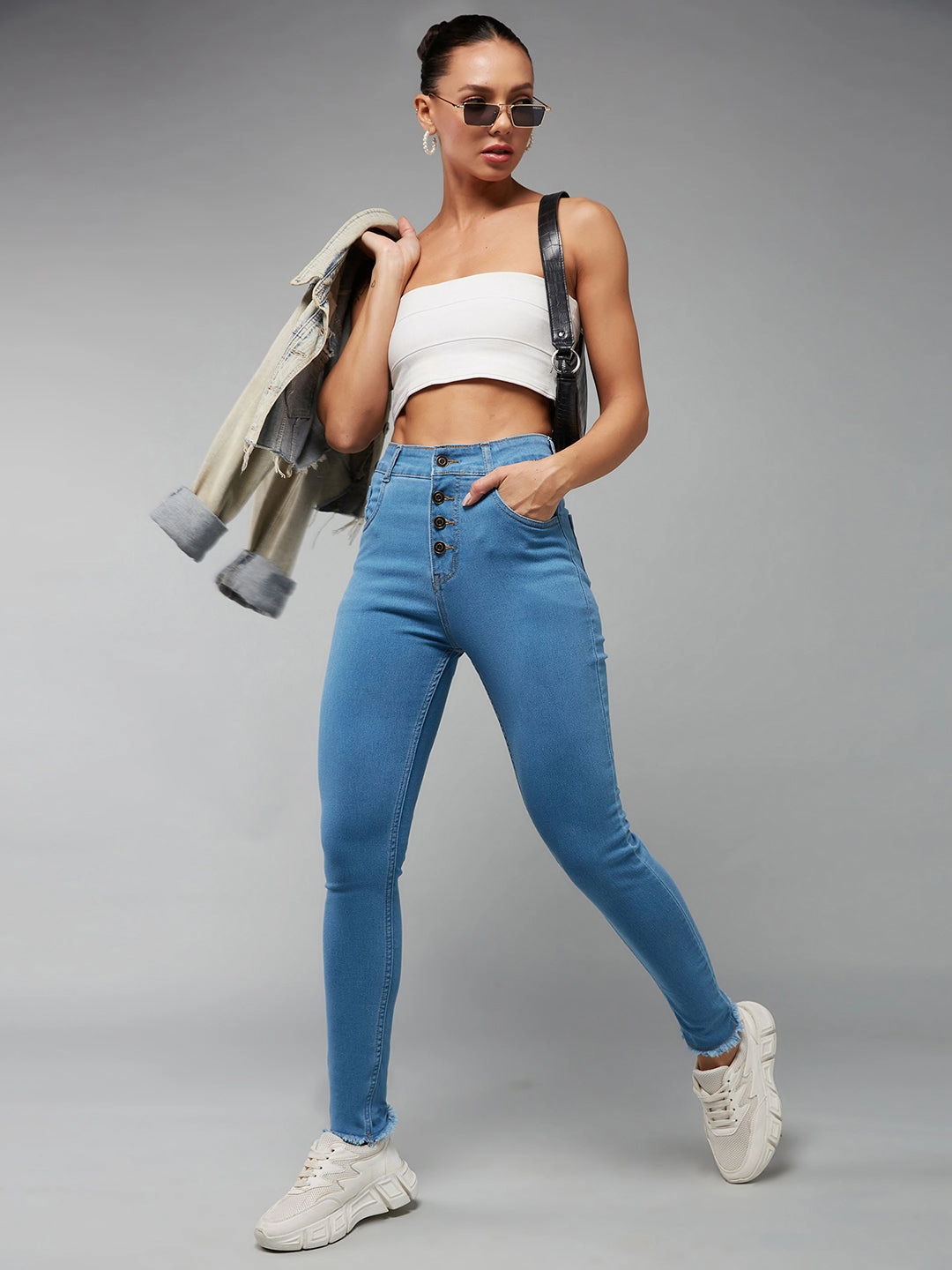 Clean Fashion Clean Style 24/7 Comfort Blue Skinny Solid High-Rise Cropped Fringed Hemline Detailing Stretchable Denim Jeans