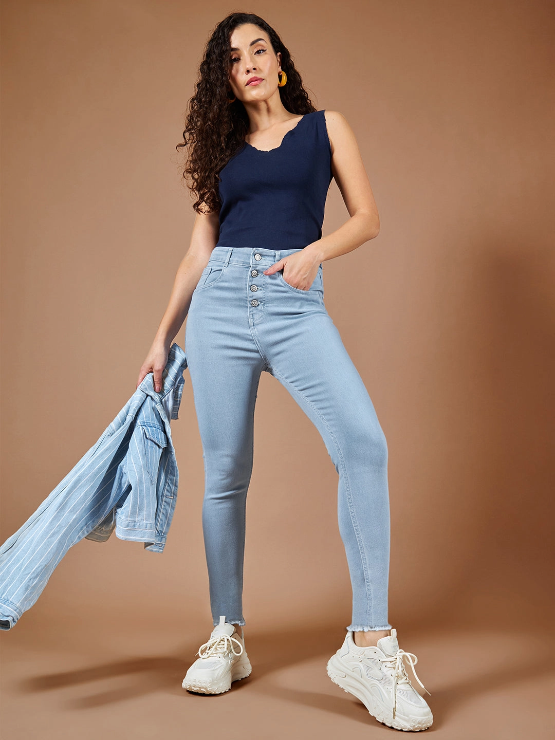 24/7 Comfort Light Blue Skinny High-Rise Fringed Hemline Cropped Stretchable Denim Jeans Durable Athlete Fit Travel Outfit