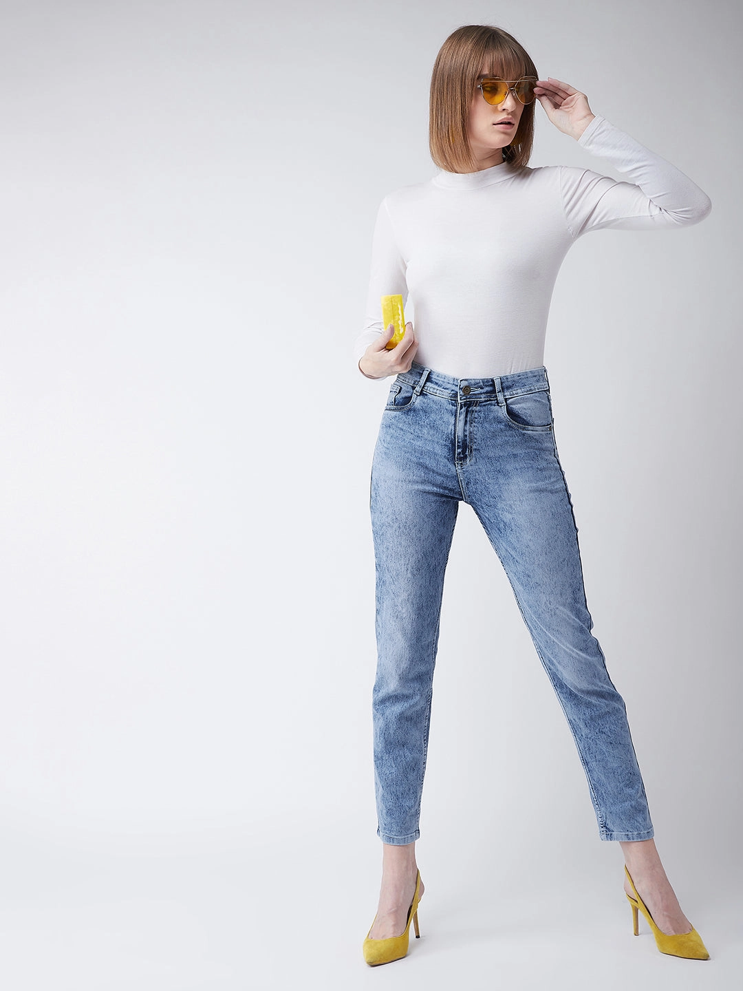 Strong Stitch Lightwear Option 24/7 Comfort Light Blue Slim-Fit High-Rise Stretchable Denim Jeans