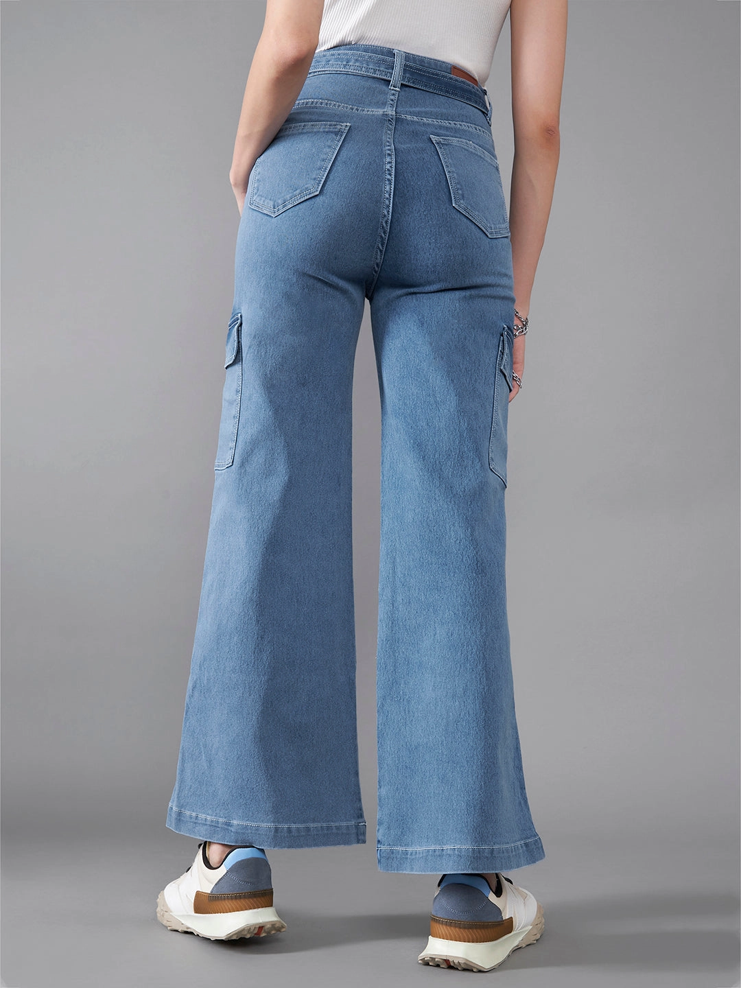 Modern Shopping Day Sustainable Trend Setter Versatile 24/7 Comfort Mid Blue Wide-Leg High-Rise Stretchable Cargo Denim Jeans
