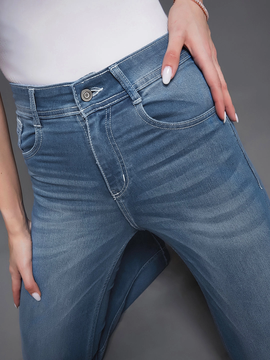24/7 Comfort Women's Light Blue Wide-Leg Mid-Rise Light weight Denim Jeans Urban Style Active Wear