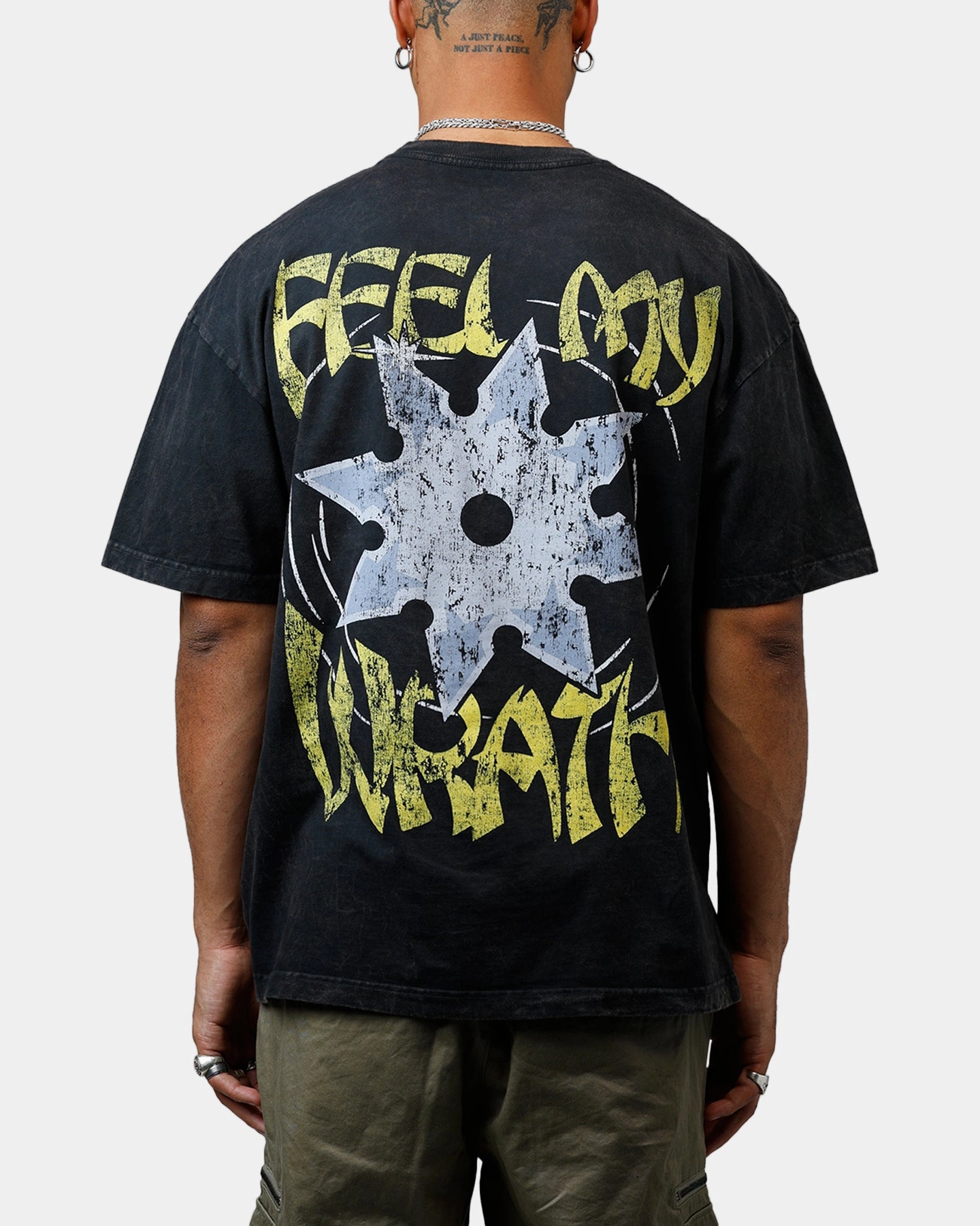 MultiPocket Design 73 Studio x South Park Lets Fighting Love Heavyweight T-Shirt Black Acidwash