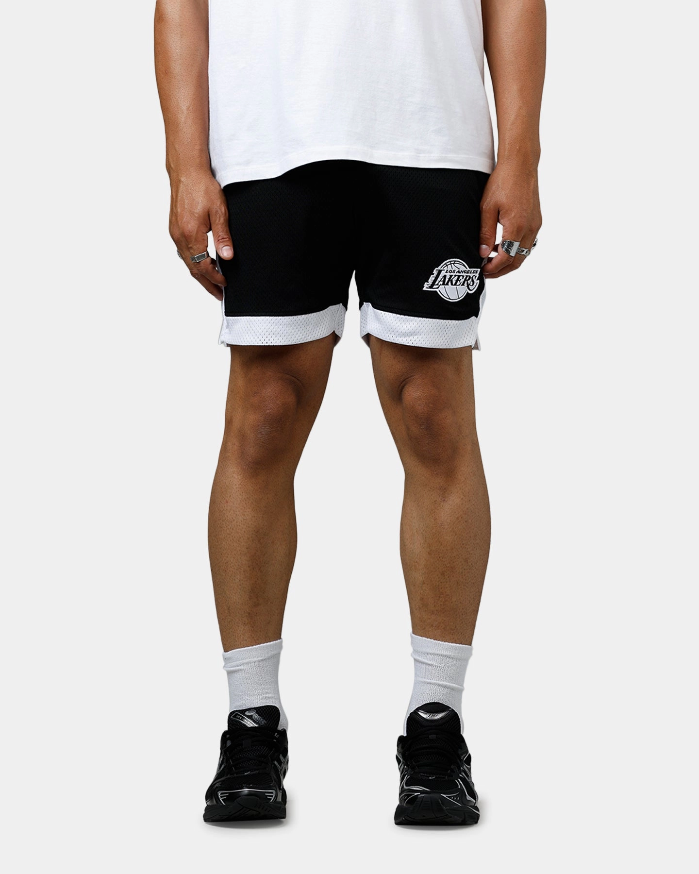 New Era Los Angeles Lakers Sport Class Shorts Black/White Breathable wear Sport Ready Fit