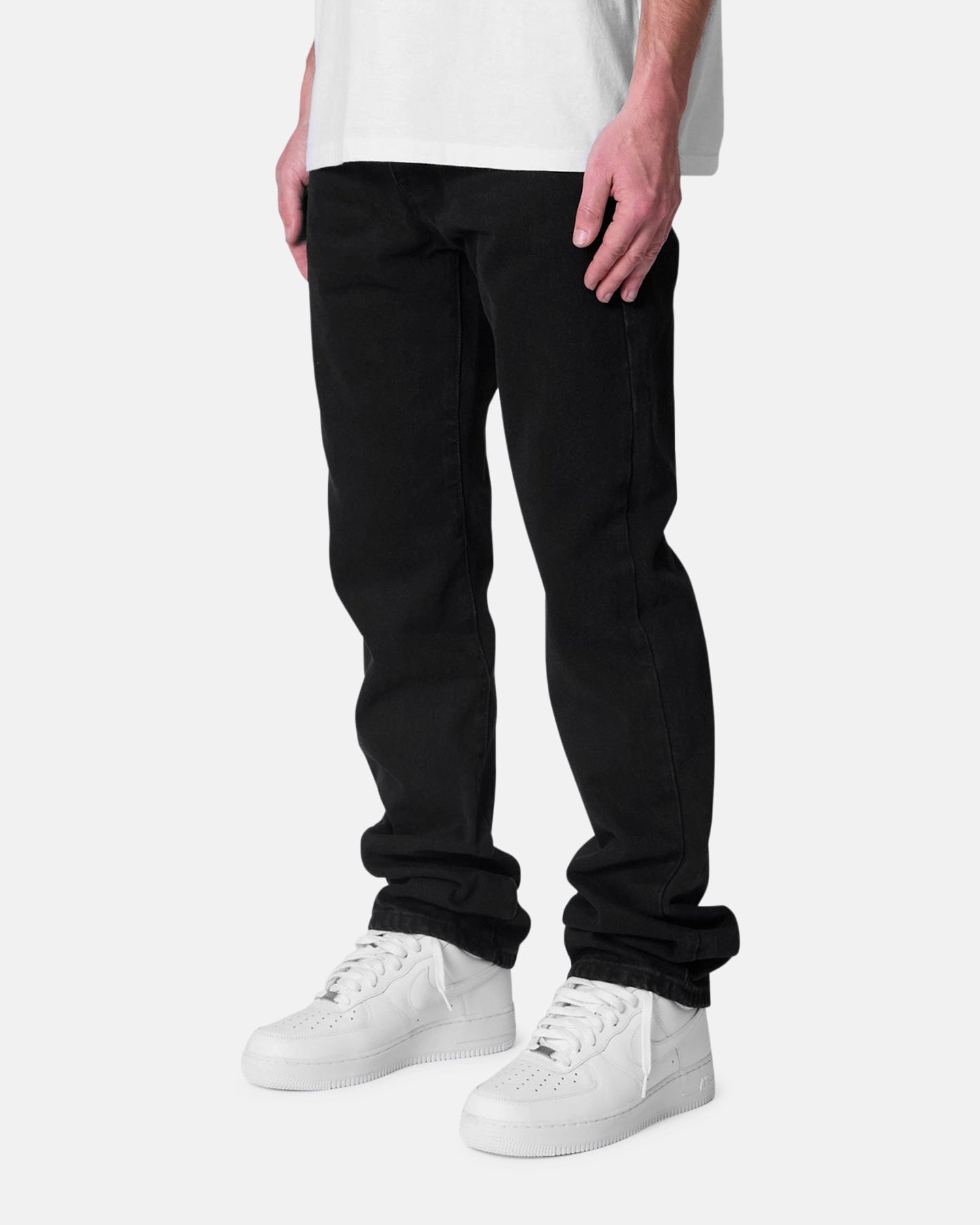 Snug Fit MNML Straight Raw Jeans Rinsed Black