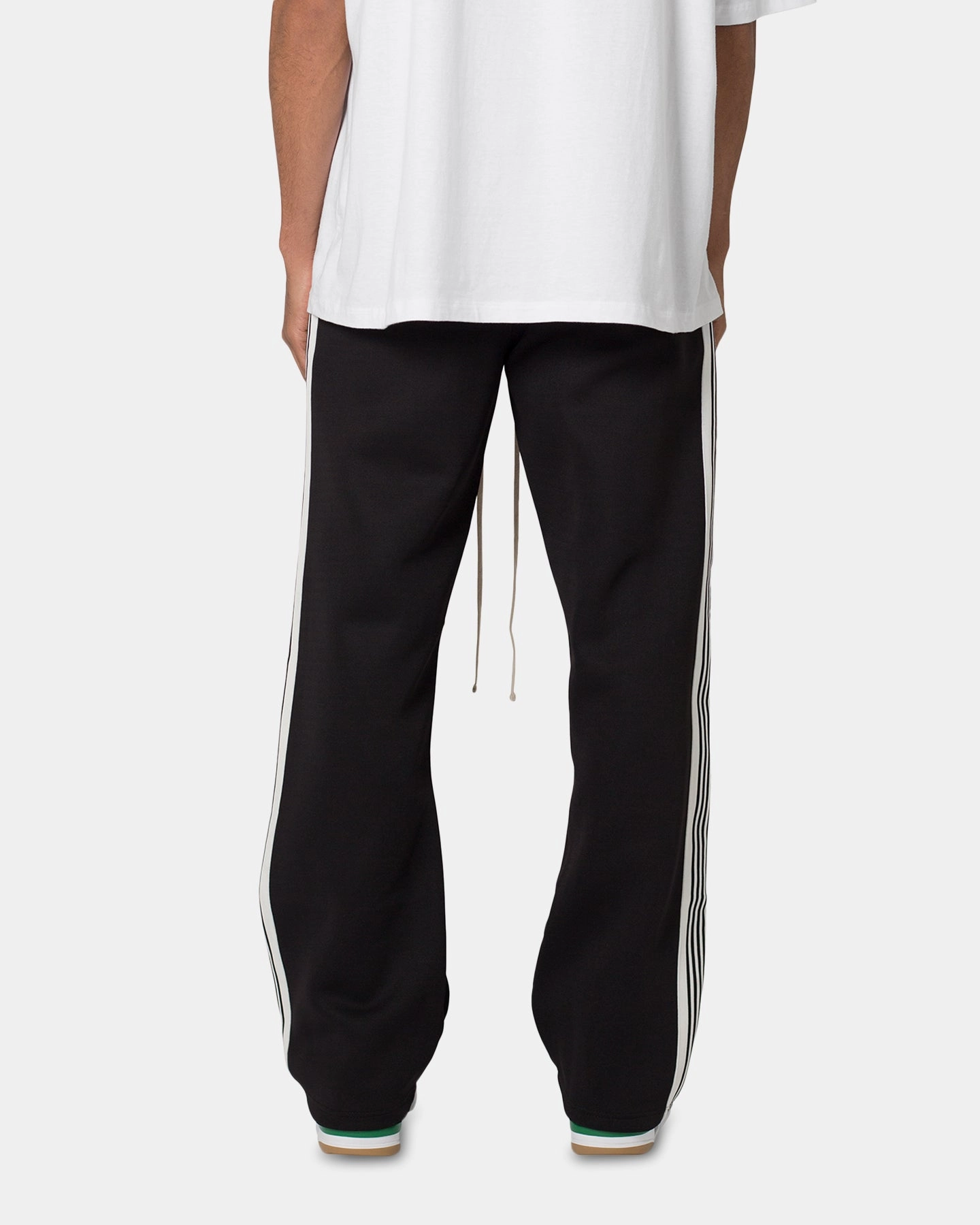 Layering Comfort ExpandableSidePanels MNML Tricot Side Stripe Pants Black