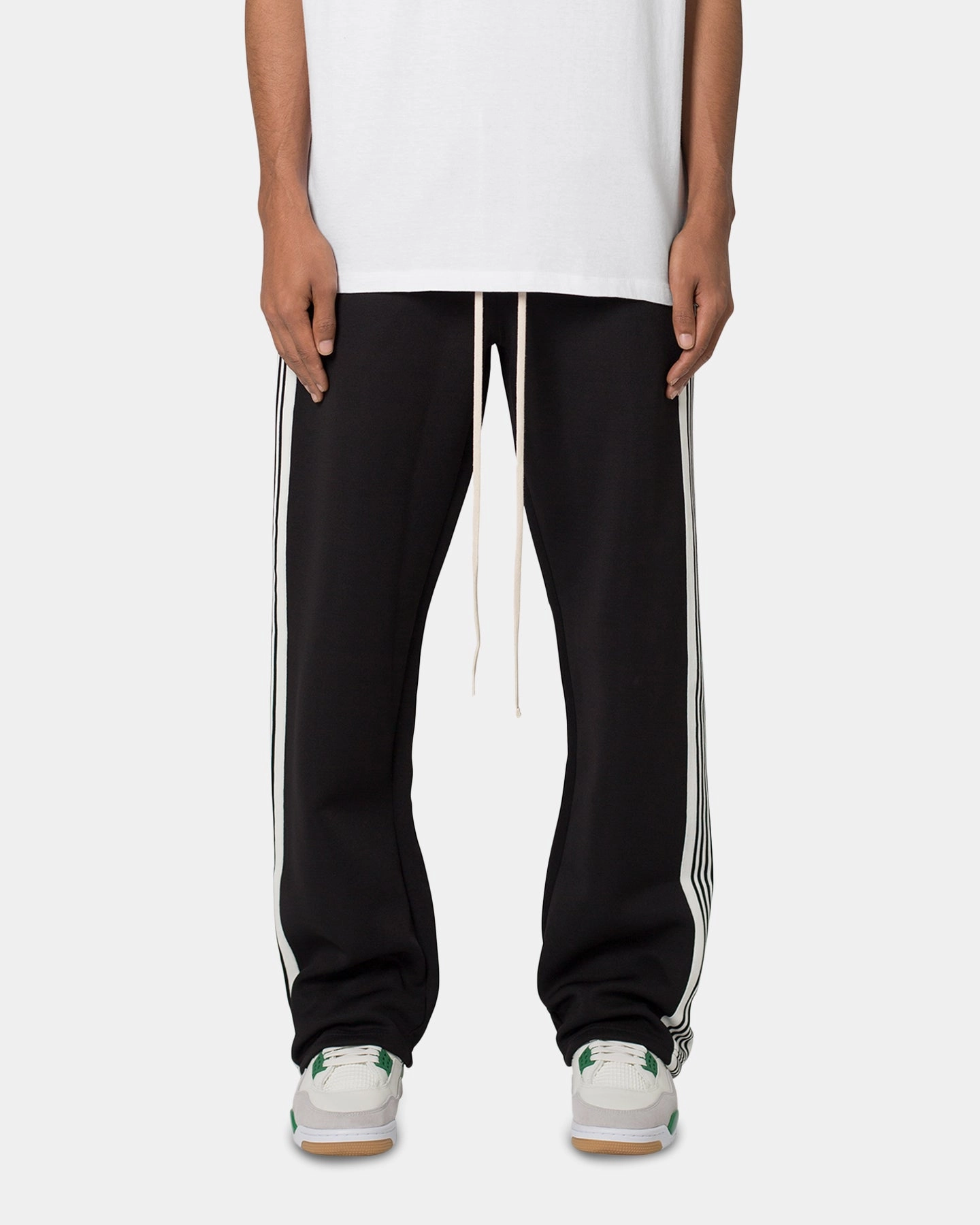 NonBindingWaistline MNML Tricot Side Stripe Pants Black