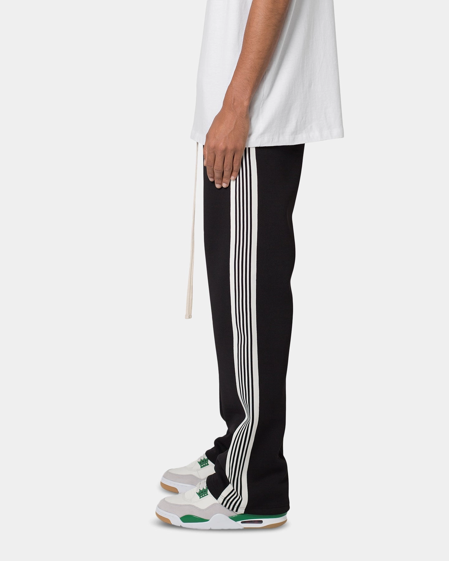 MNML Tricot Side Stripe Pants Black Perfect Movement SeamlessPockets