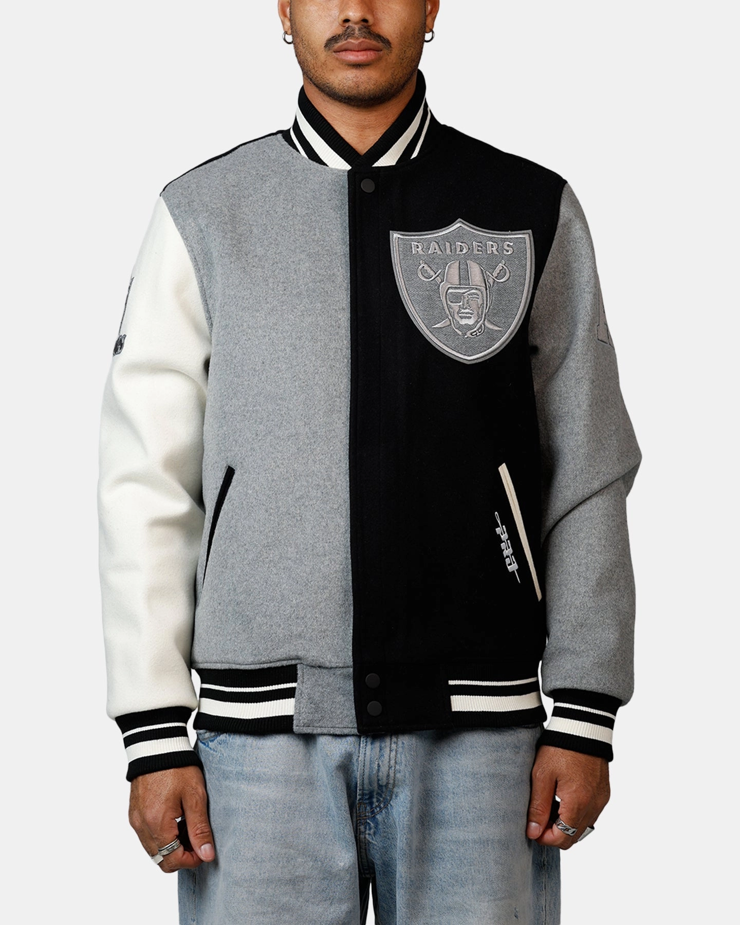 Pro Standard Las Vegas Raiders Reverse French Terry Wool Varsity Jacket Black/Grey Windproof Construction