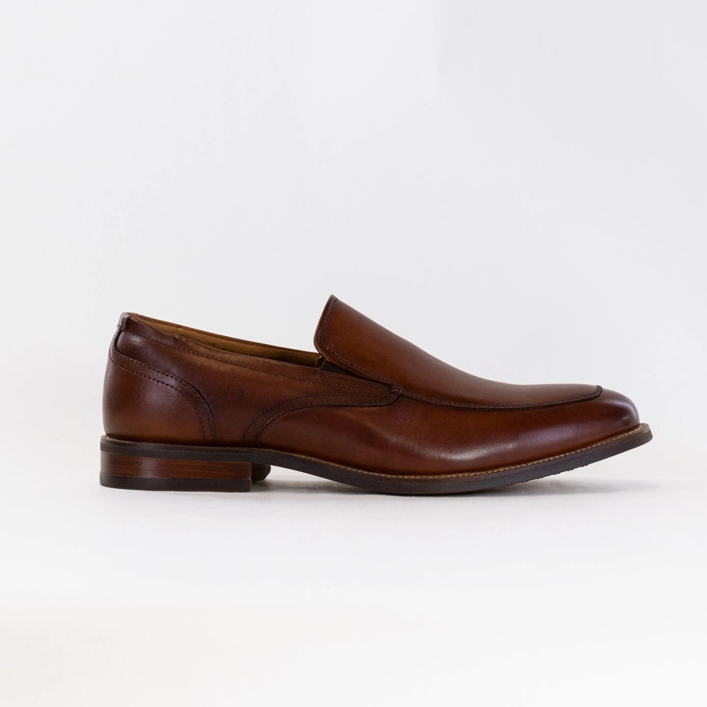 No Hassle Wear Florsheim Rucci Moc Toe Slip-On (Men's) - Cognac