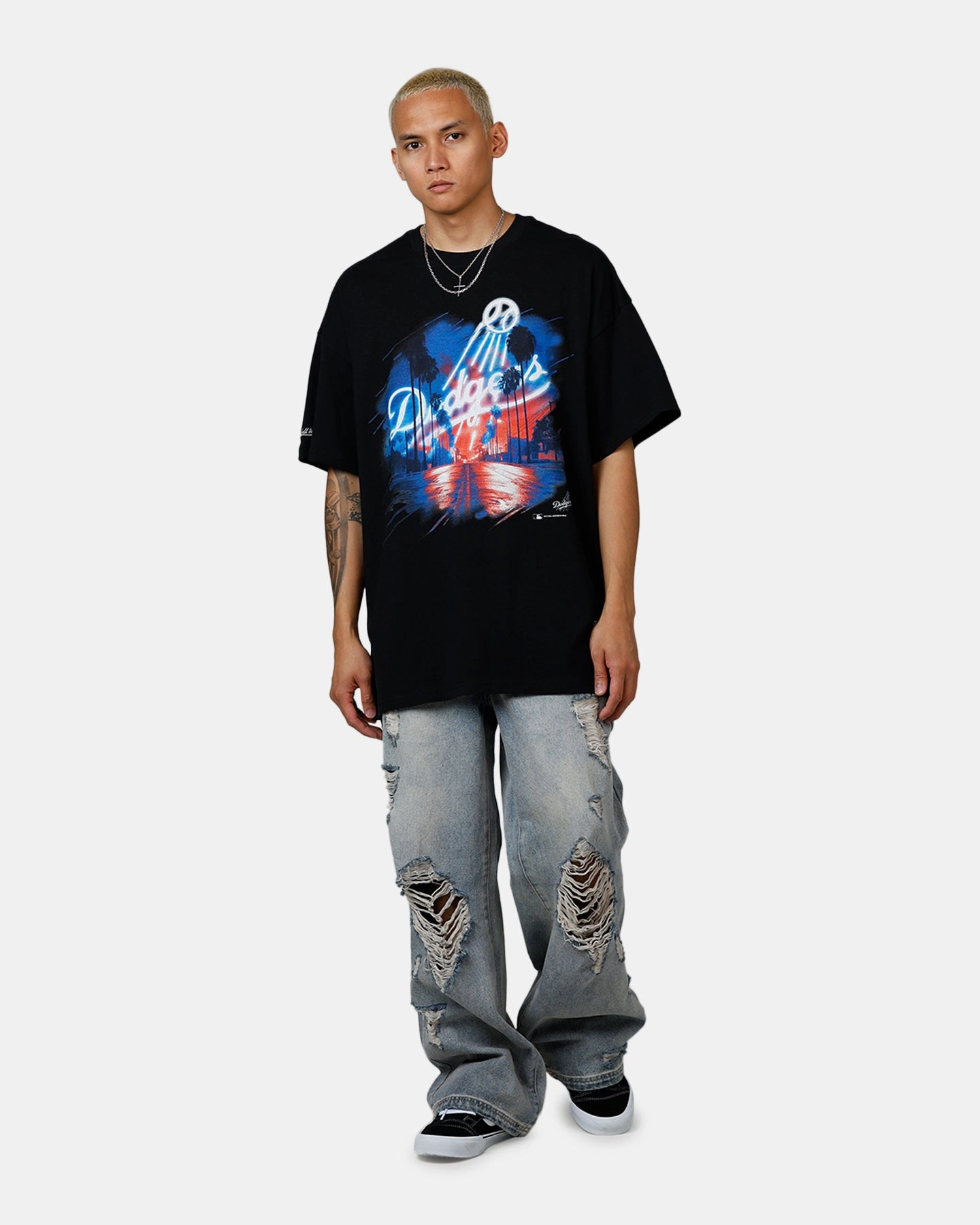 DoubleStitchedSeams Mitchell & Ness Los Angeles Dodgers Soaring T-Shirt Black