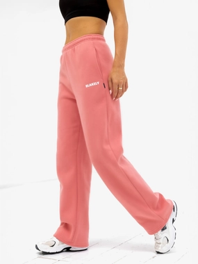 Amelie Wide Leg Sweatpants - Sunrise Coral Body Shape Relaxed Look