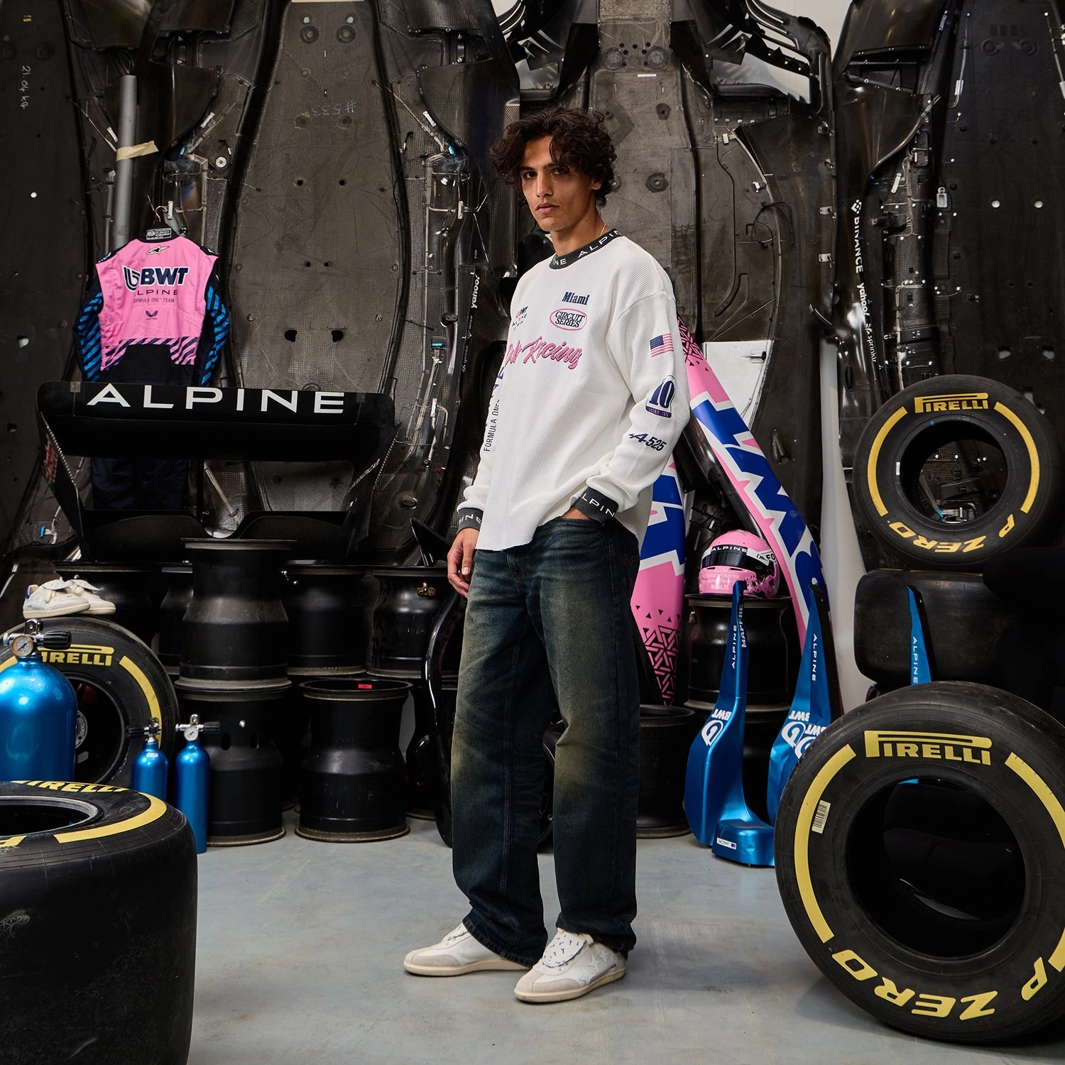 Alpine Formula One Team White   Blue Sneaker - Men's Light Grip Fashion-forward comfort