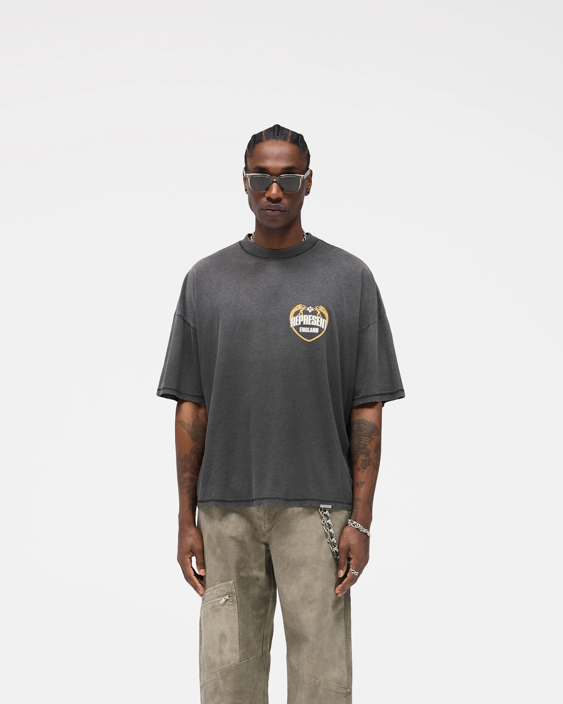 Summer cool Versatile Fit Angel Border T-Shirt - Stained Black