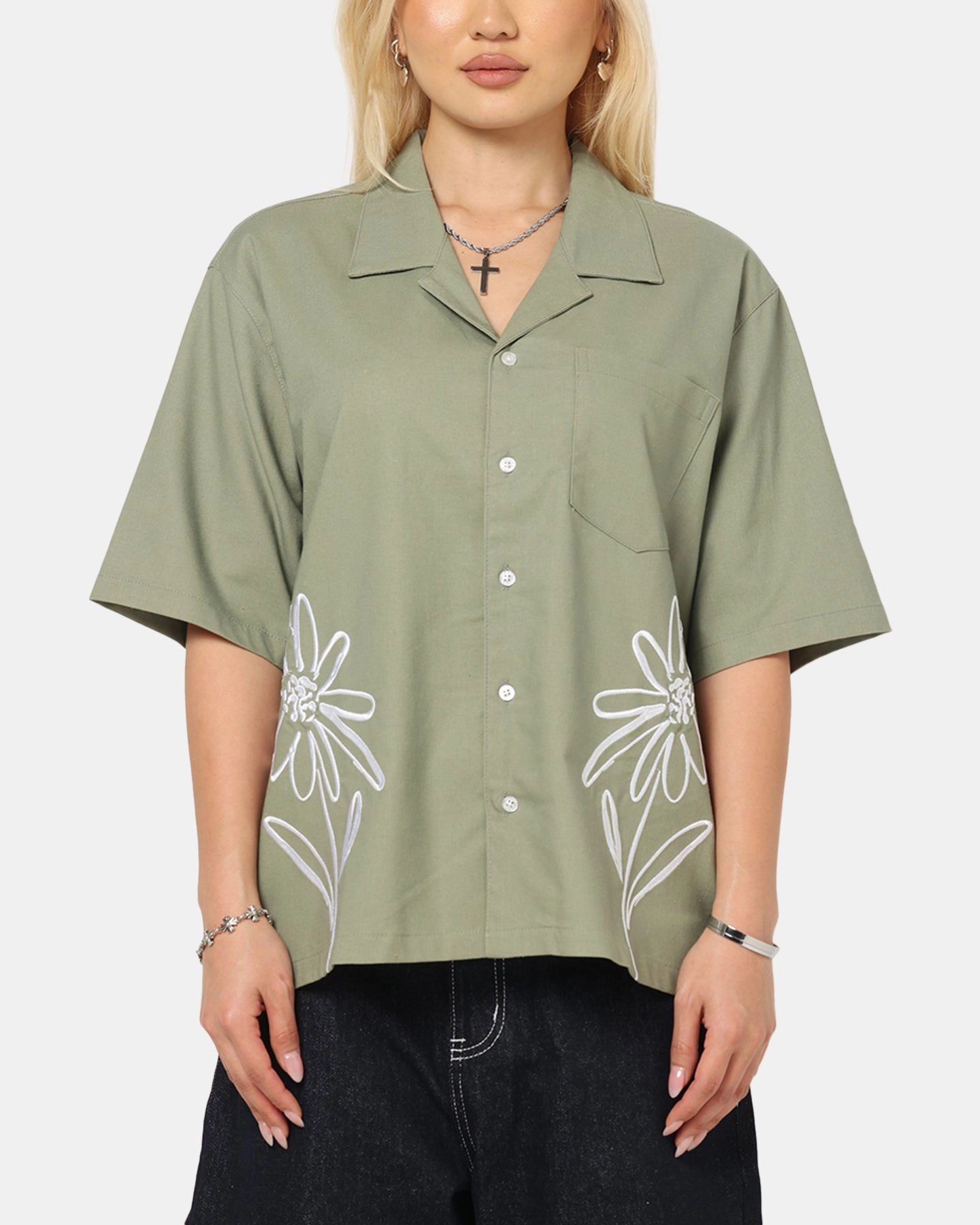 Carre Hand Picked Button Up Shirt Green Microfiber texture