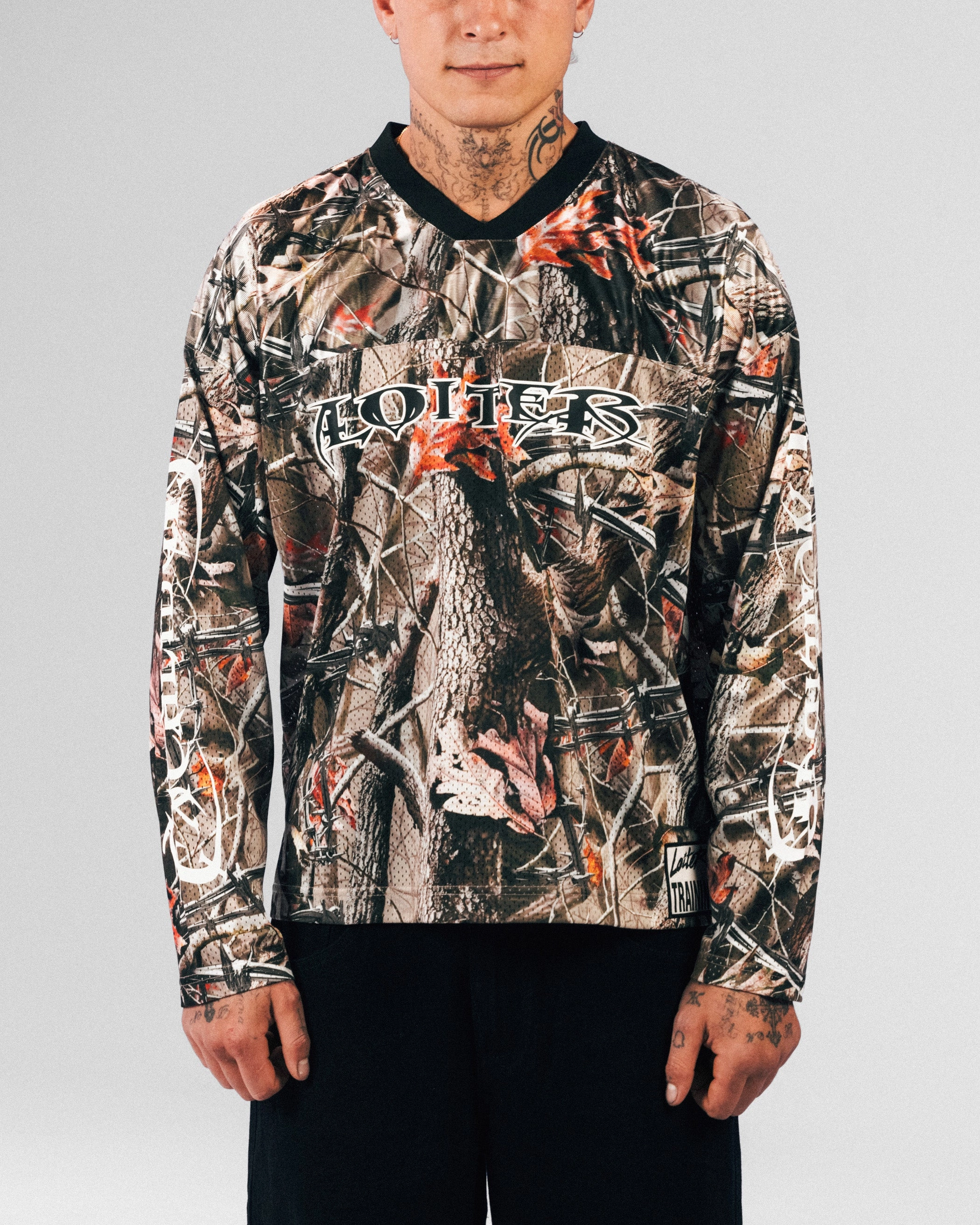 Loiter Long Sleeve Training Jersey Real Treet Camo Reinforced Neckline Detail SeamlessSidePanels