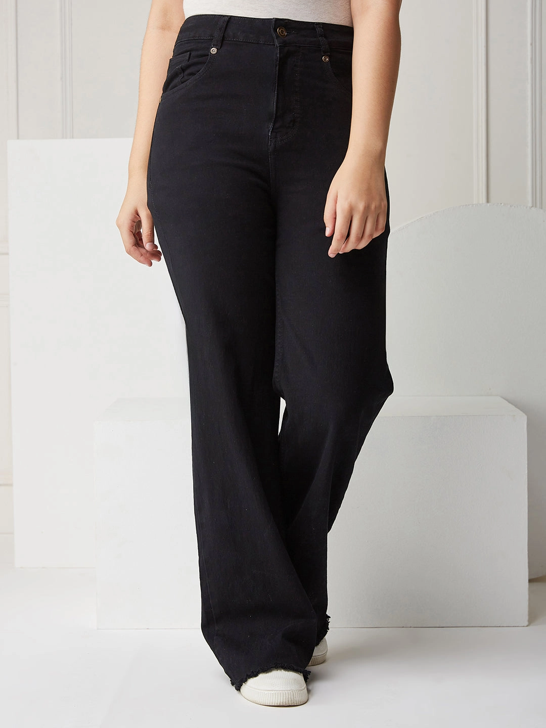 CHASEstretch? Black High-Rise Stretchable Wide-Leg Denim Jeans Modern Silhouette Multi Pocket Design