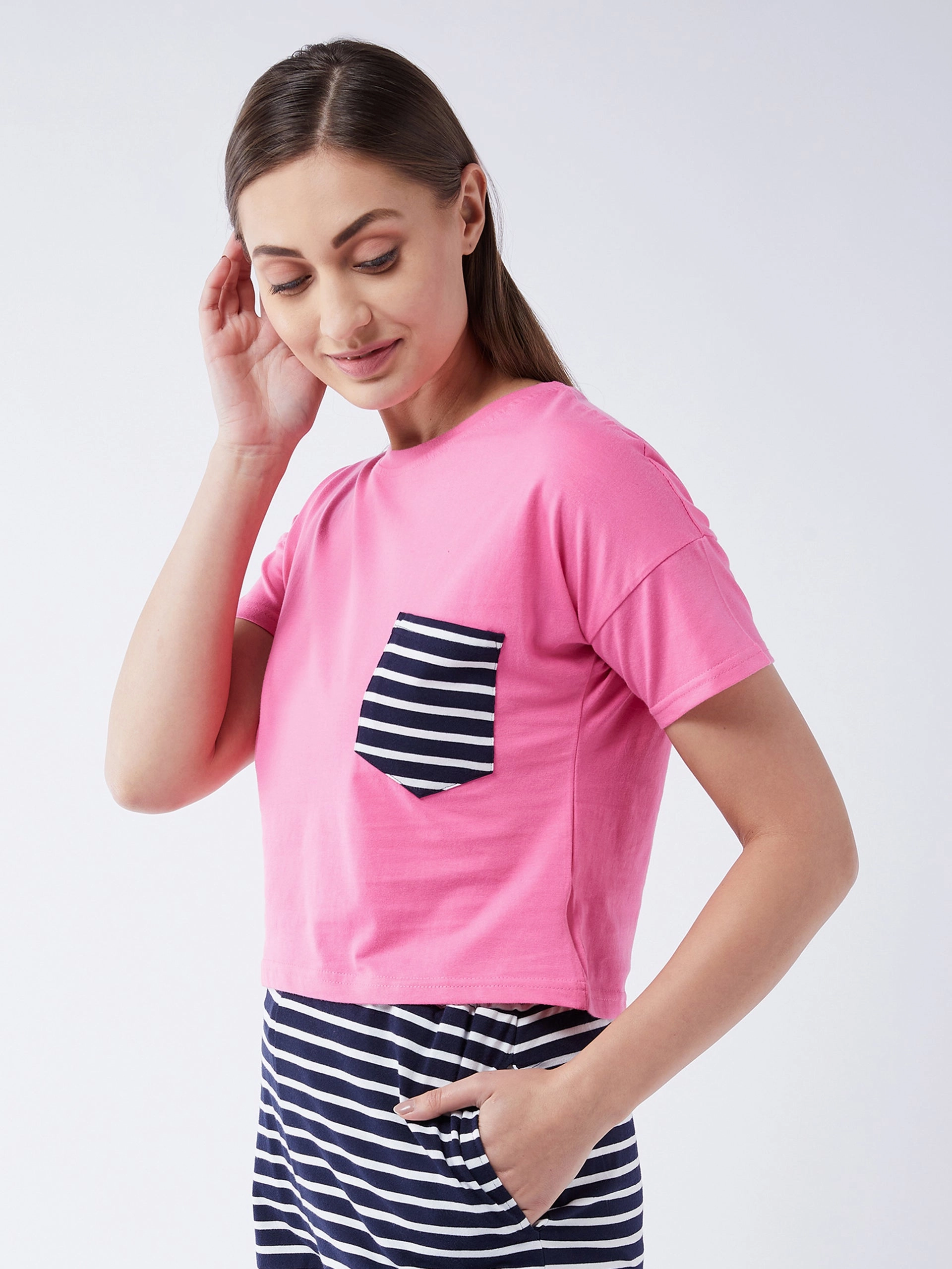 Women's Pink Round Neck Short Sleeve Solid Crop Length T-shirt Durable Reinforced Shoulders Contrast Stitch Accent