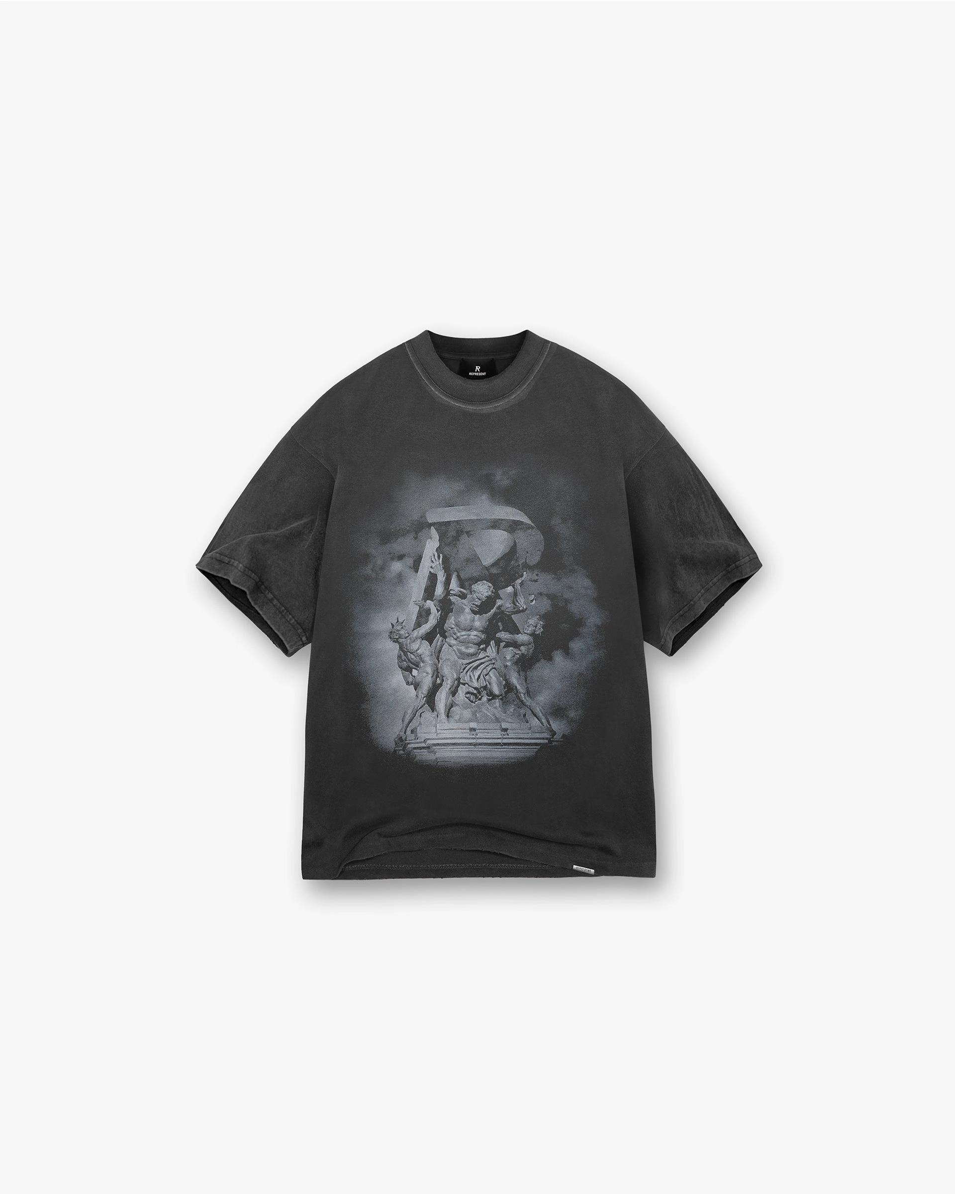 Atlas T-Shirt - Stained Black Casual Look