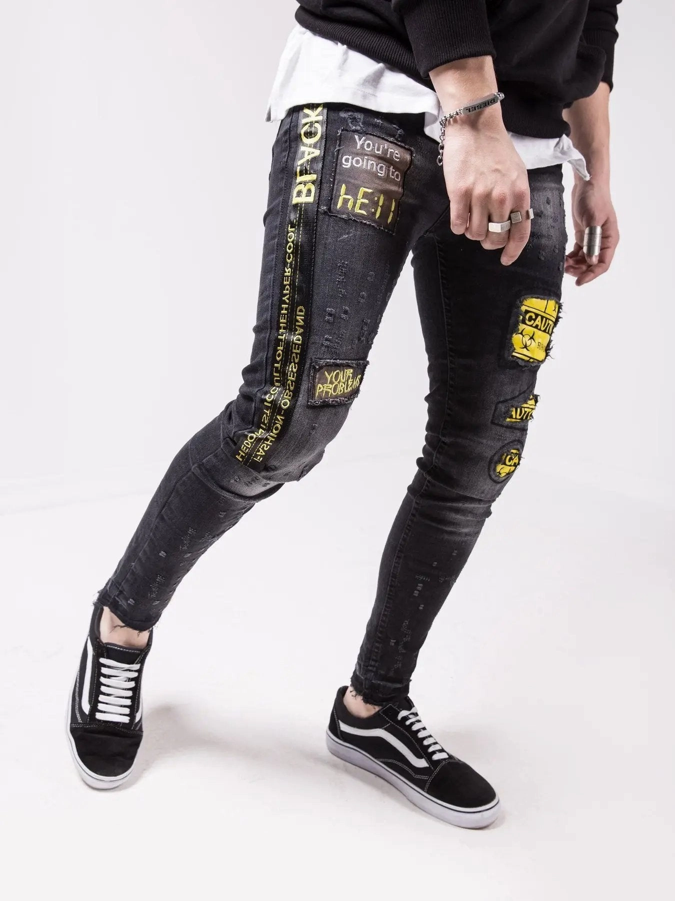 BLACK FALCON Sustainable Student Outfit Nature Lover