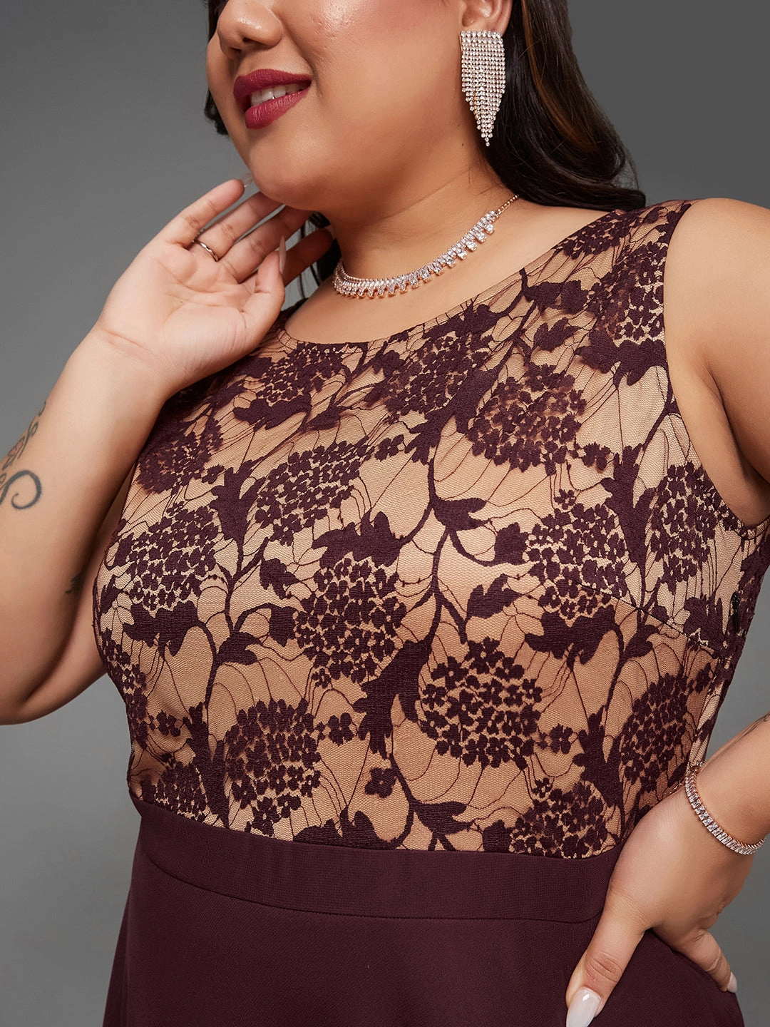 Body Bliss Beige & Wine Georgette Floral Lace Fit & Flare Maxi Dress Patterned-Fabric Light Soft