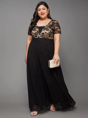 Runway-Ready Body Bliss Black Raglan Lace Overlaid Georgette Maxi Dress