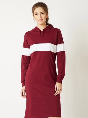 Easy Draping Simple Spirit Women's Maroon And White Round Neck Full Sleeve Cotton Solid Hooded Knee-Long T-Shirt Dress
