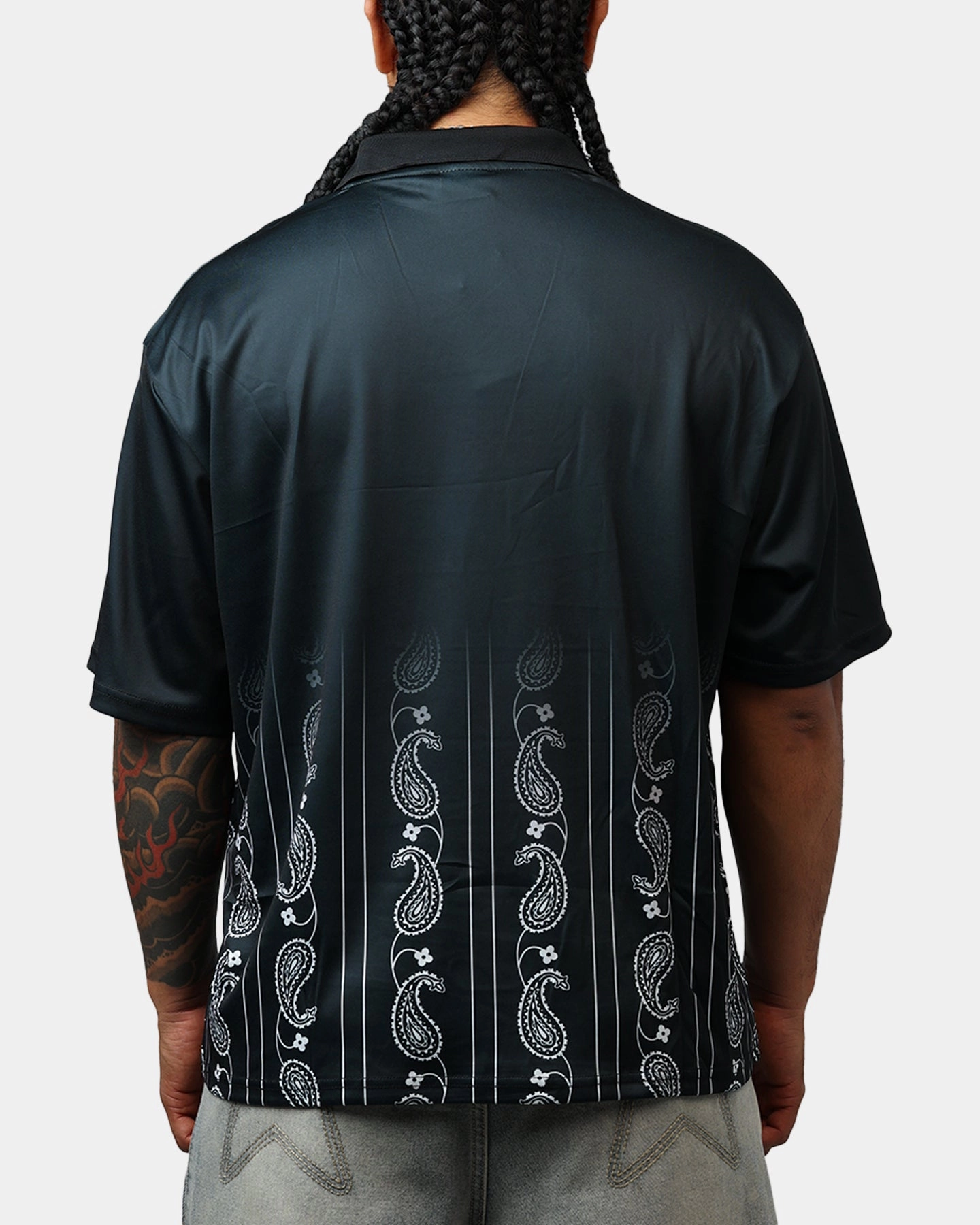 AntiPillingTreatment Multi Pocket Configuration Bravest Paisley Jersey Black