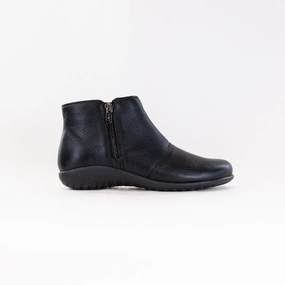 Naot Wanaka (Women's) - Black Fashionable Utility Slip On Convenience