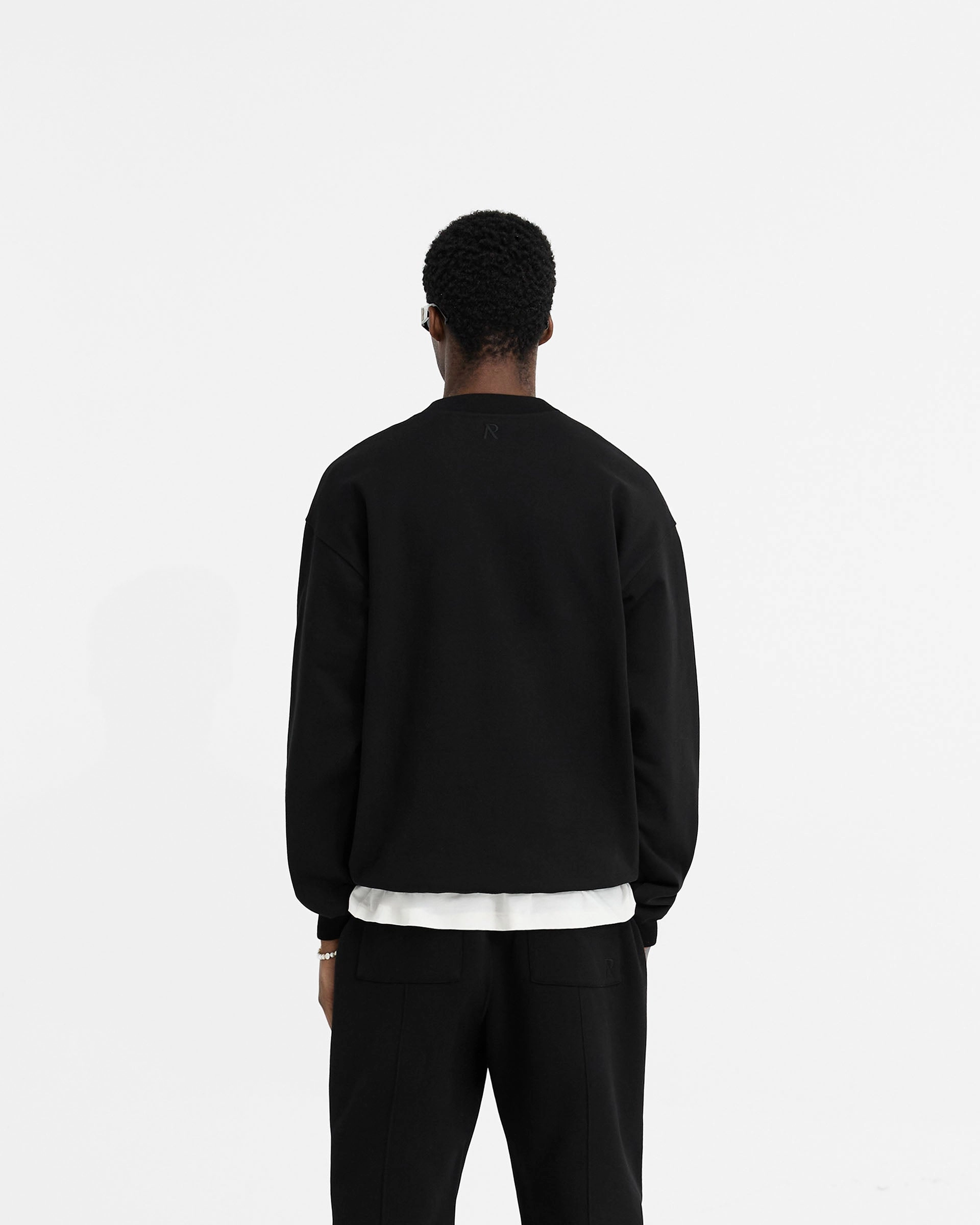 Initial Oversized Sweater - Black Odor Control Technology Double Layered Collar