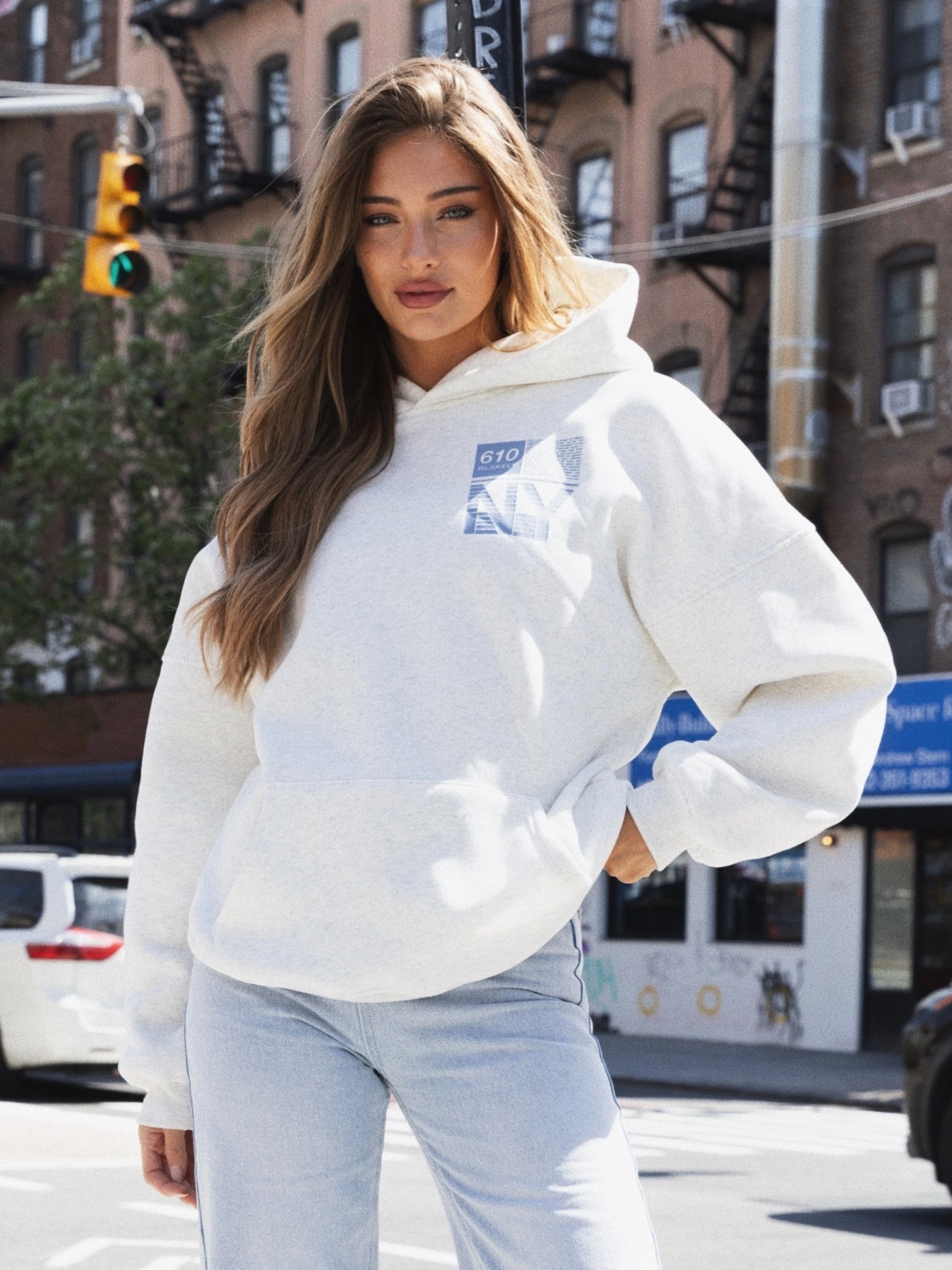 Brooklyn 610 Oversized Hoodie - Marl White Game day wear Hippo like