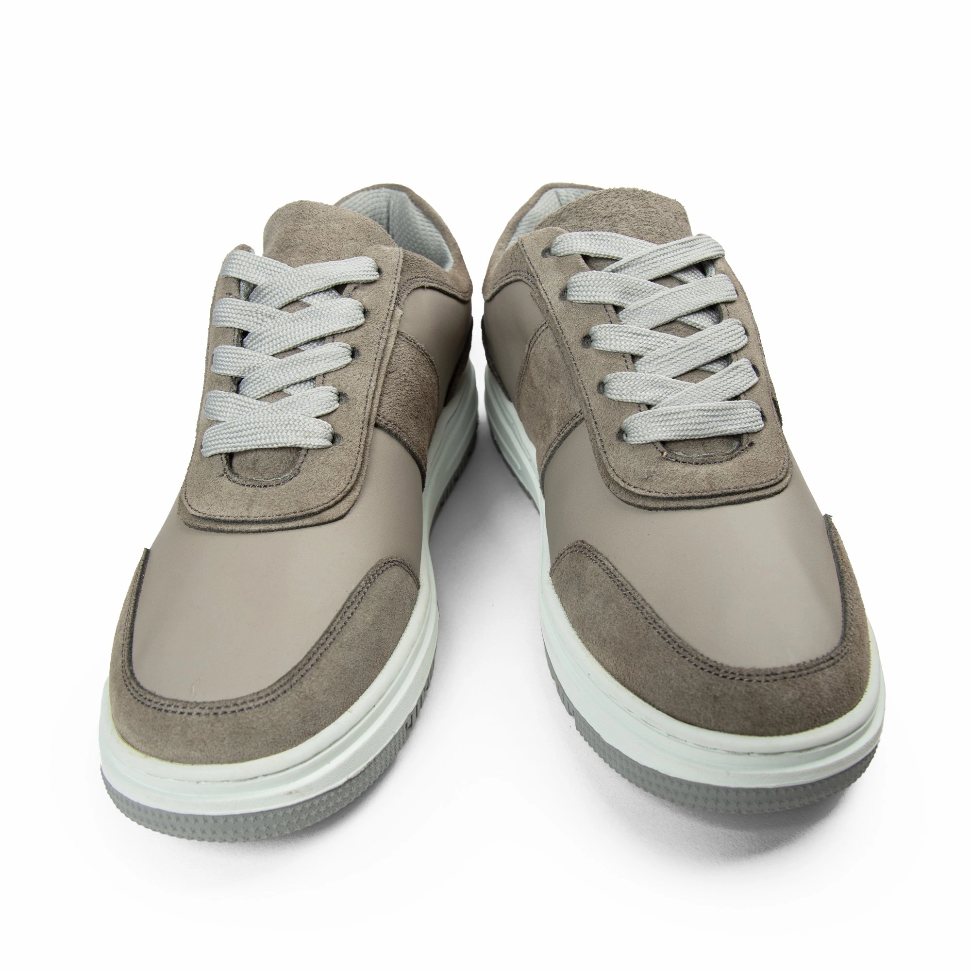 Casual Mesh Upper Brio Grey AirForm Sneaker