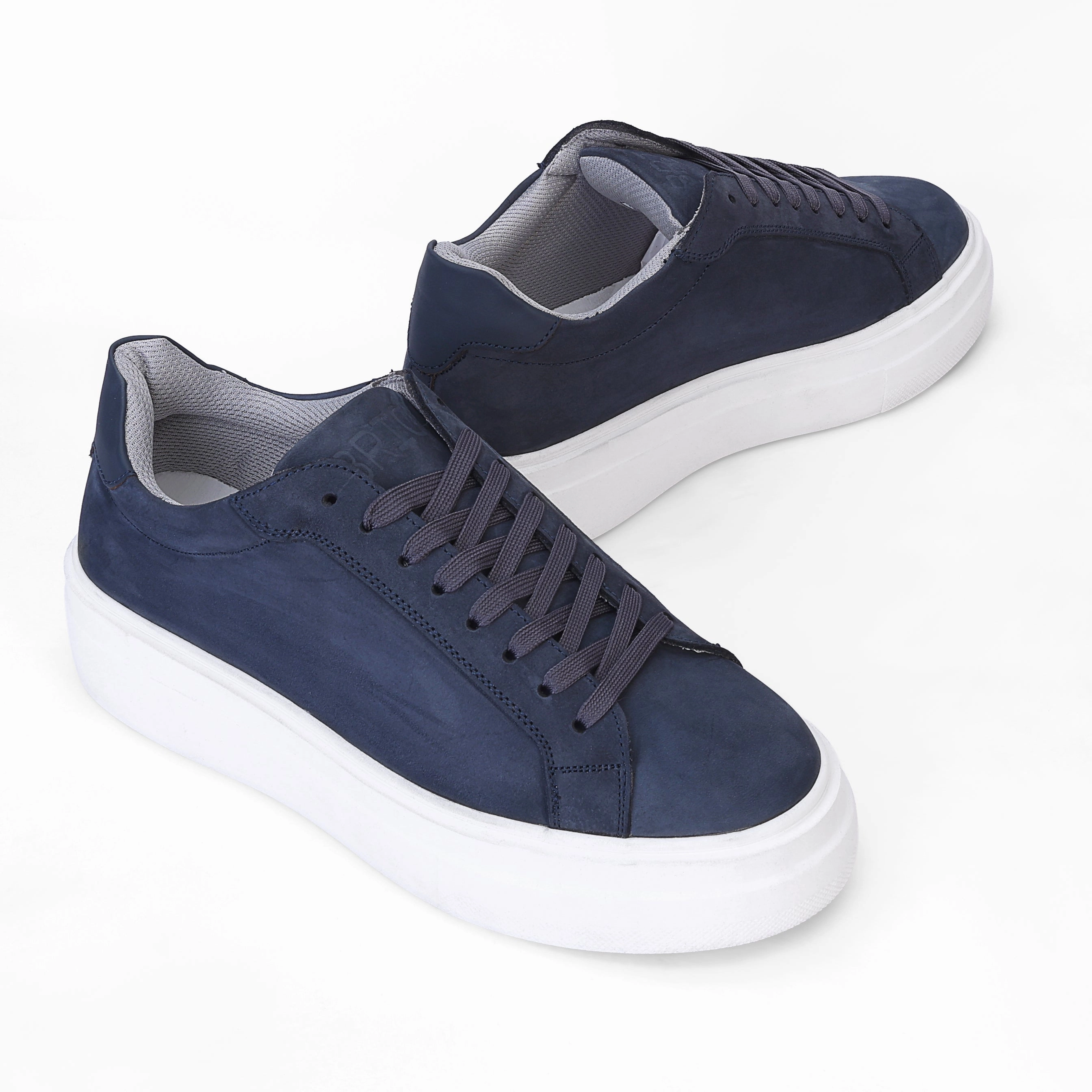Brio Midnight Rise Navy Blue Sneaker Quick Drying Liner Ventilated Perforations
