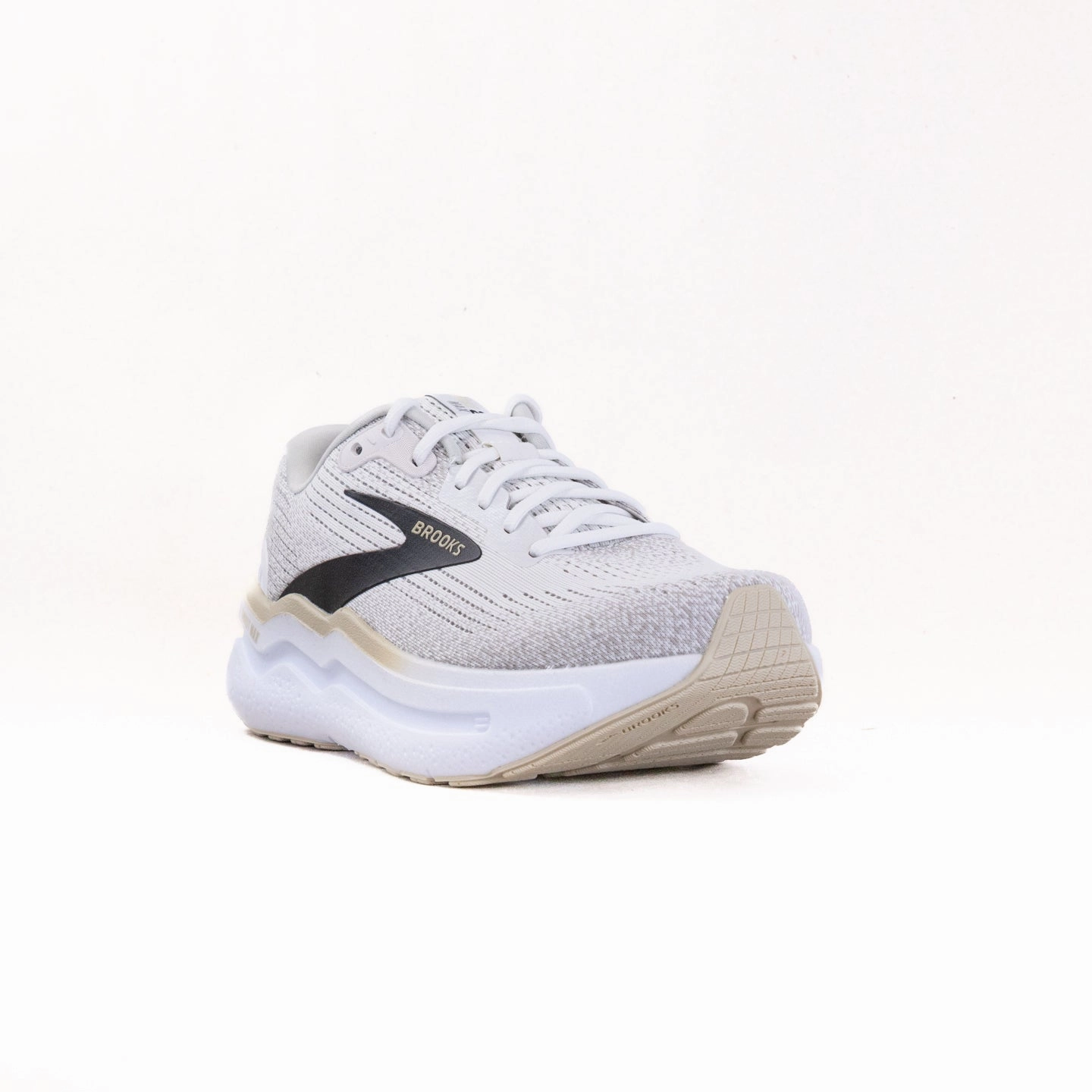 Mobile App Integration running with a friend shoes Brooks Ghost Max 2 (Men's) - White/Pelican/Oyster
