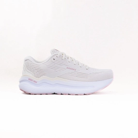 Brooks Ghost Max 2 (Women's) - Coconut Milk/Gray/Zephyr Ground Contact Zone