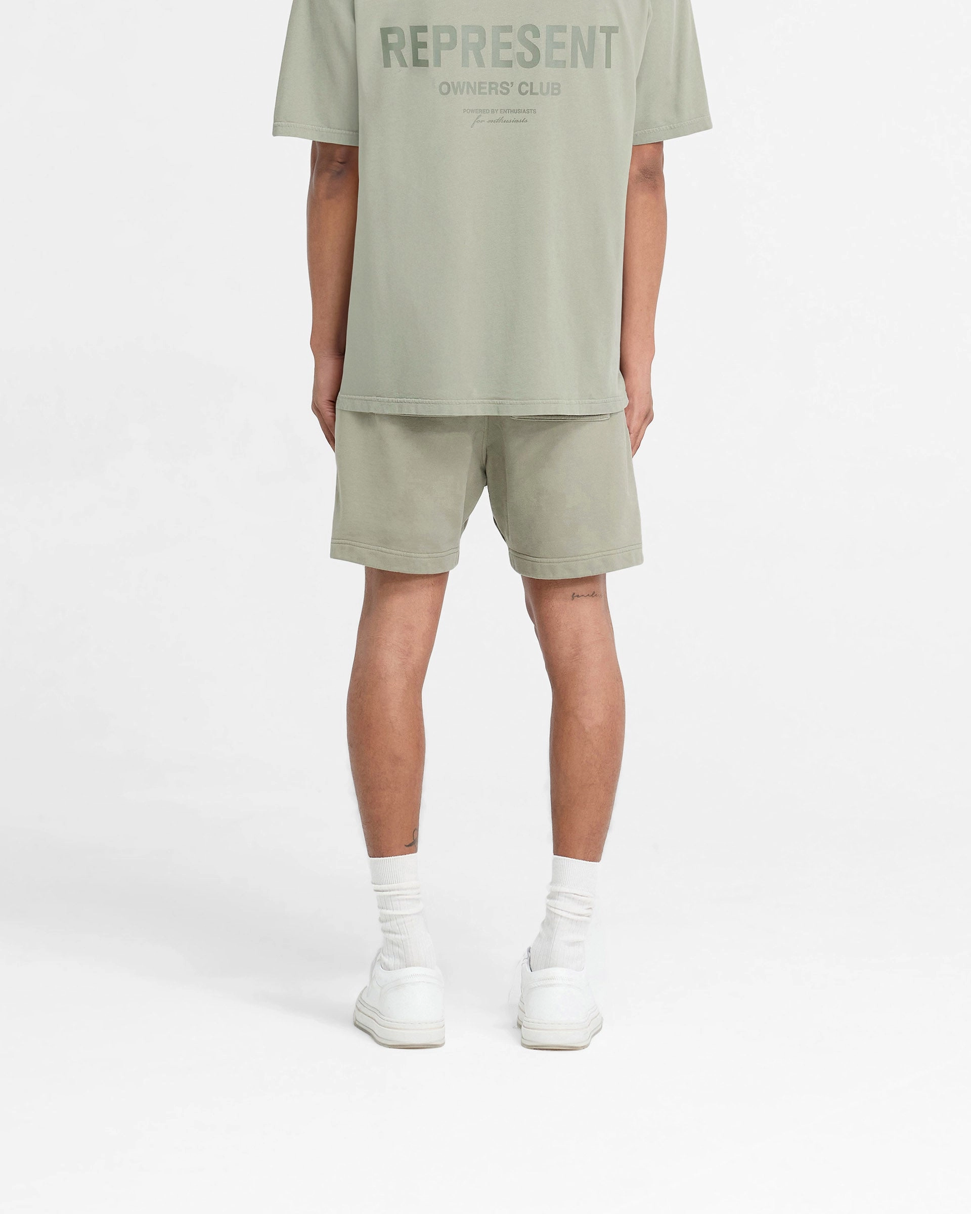 Flexible Movement Cut Represent Owners Club Shorts - Pastel Green