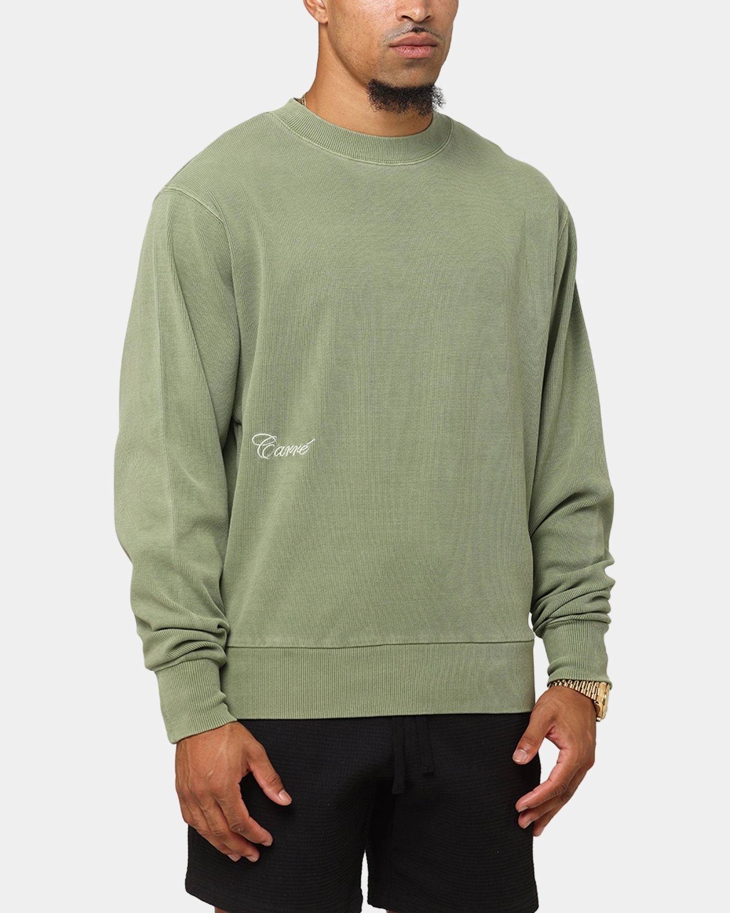standard fit Carre Avenue Ribbed Crewneck Olive