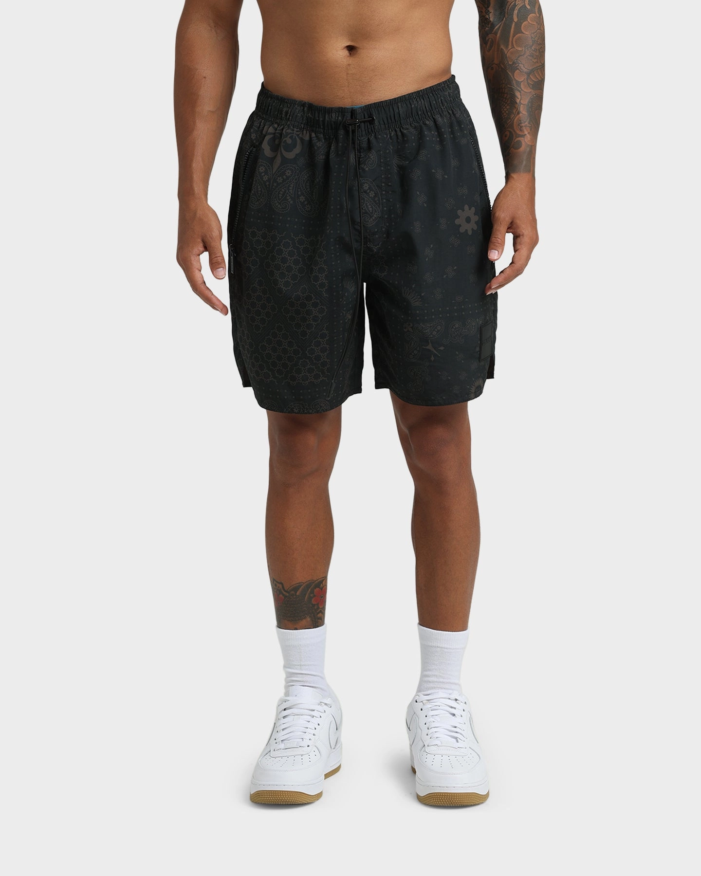 Quick-Dry Material Carre Bandana Ultra LP Shorts Black