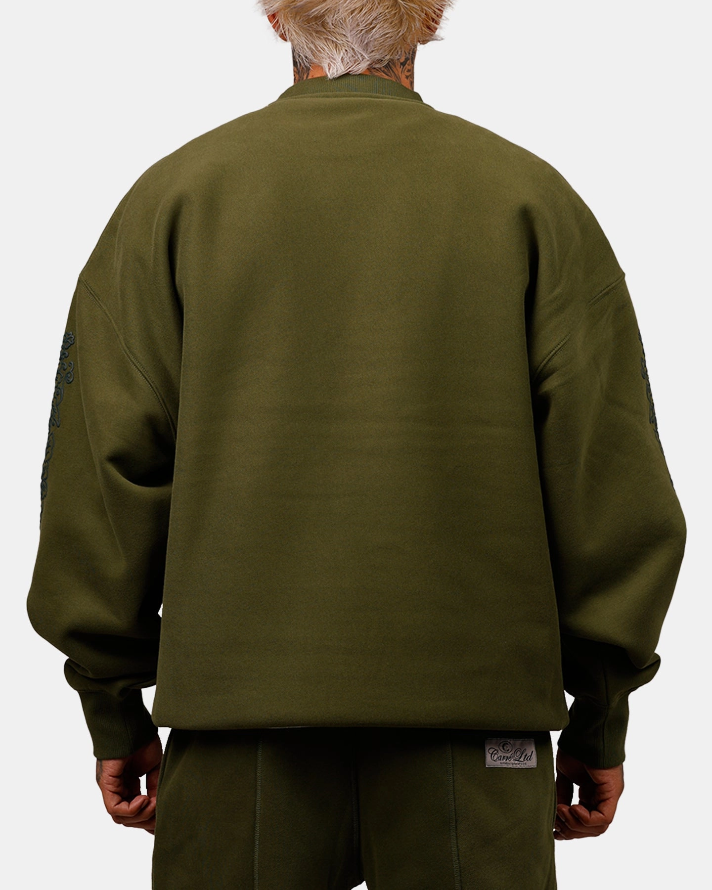 Comfortable Layer Carre Botanical Oversized Crewneck Forest Green