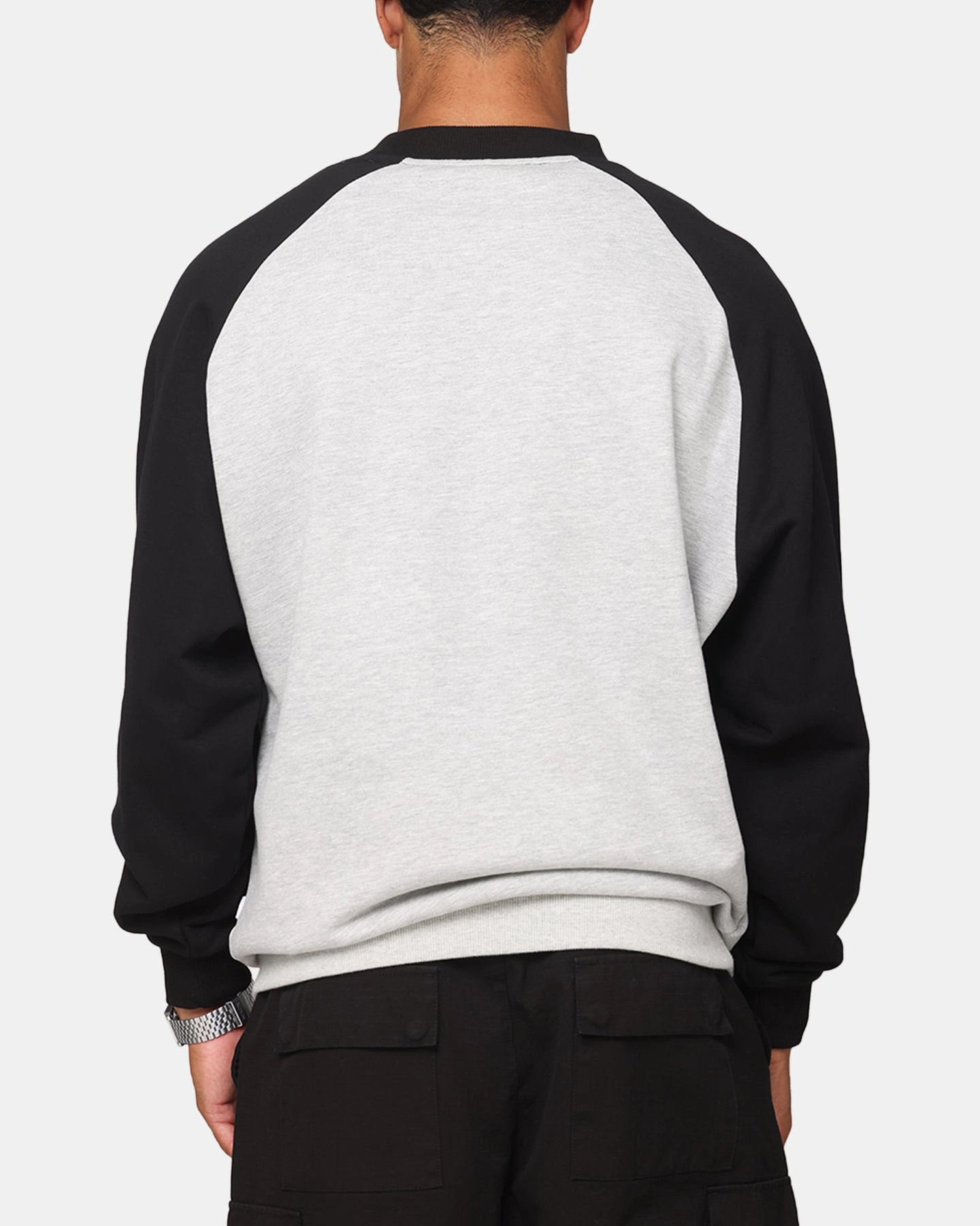 MultiDirectionalStretch MicroPerforated Details Carre Panel Raglan Crewneck Black/Grey Marle