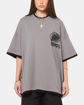 Hidden Pocket Ergonomic Cut Carre Worldwide Layered T-Shirt Grey/Black