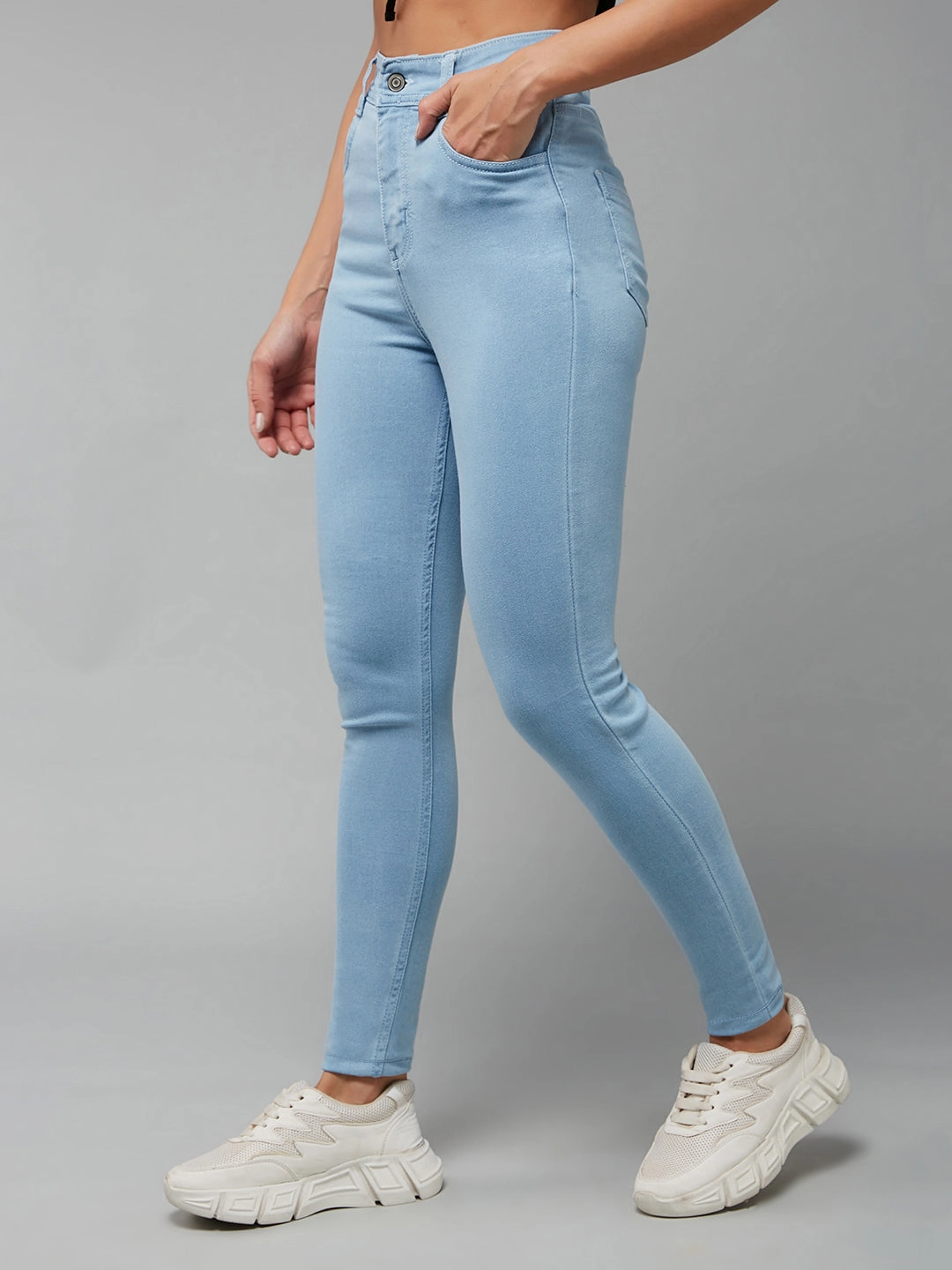 Weather Proof CHASEstretch? Light Blue Skinny High-Rise Ice-Wash Denim Jeans